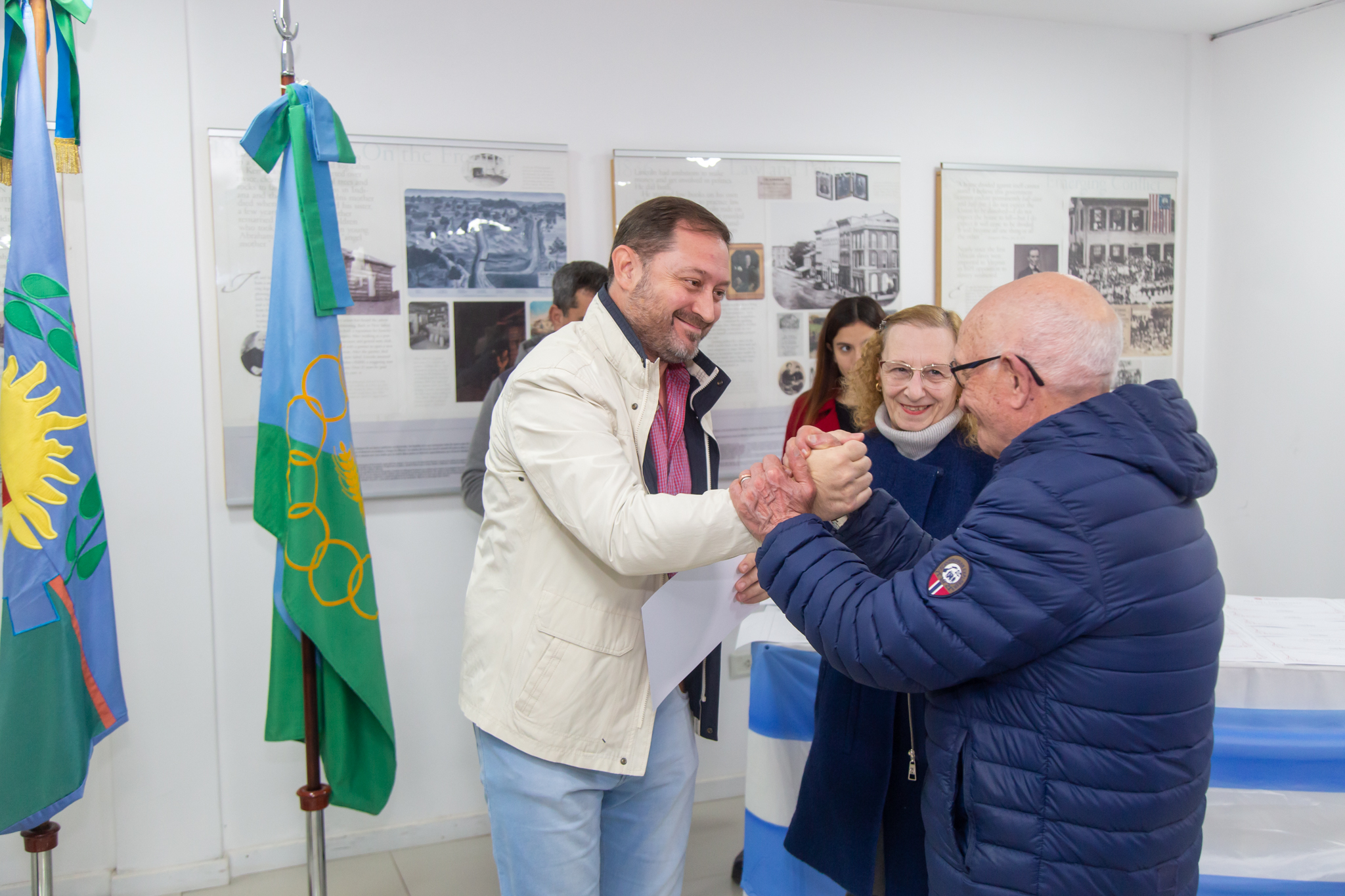 El municipio reconoció a los comunicadores linqueños