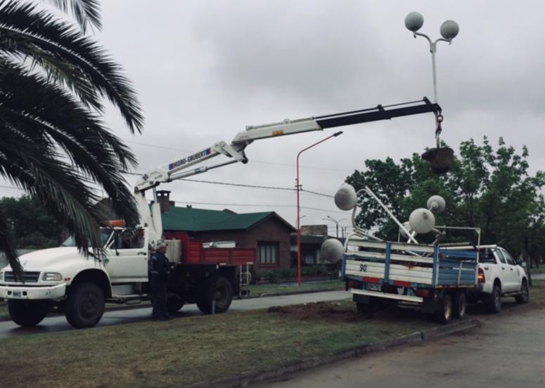 Los boulevares de la Plaza Gral. Don José de San Martín tienen nueva luminaria LED