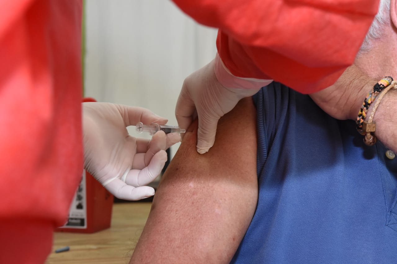 Habilitan más turnos para la vacunación antigripal