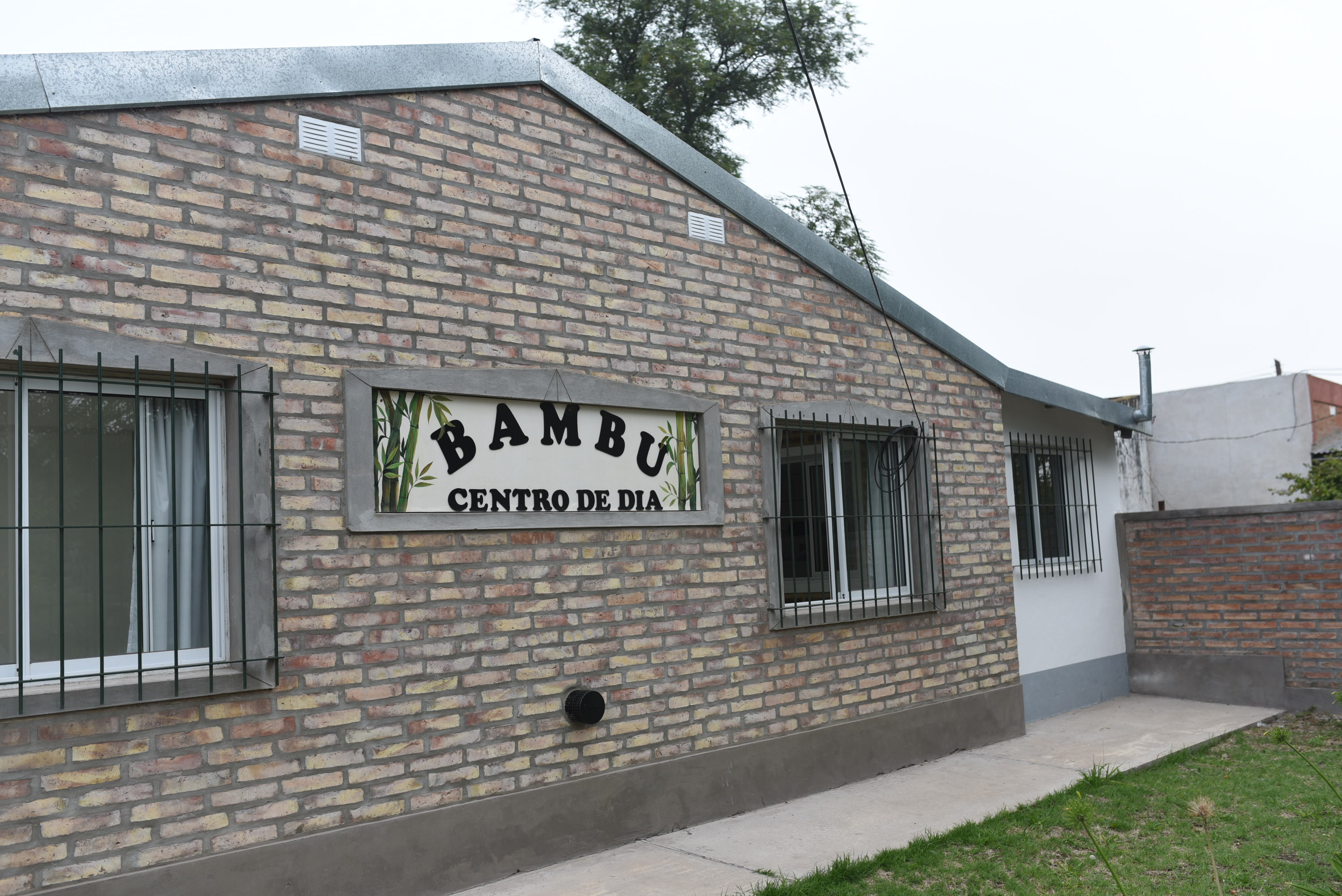 Serenal renovó el convenio de colaboración con el Centro de Día “Bambú” de Roberts