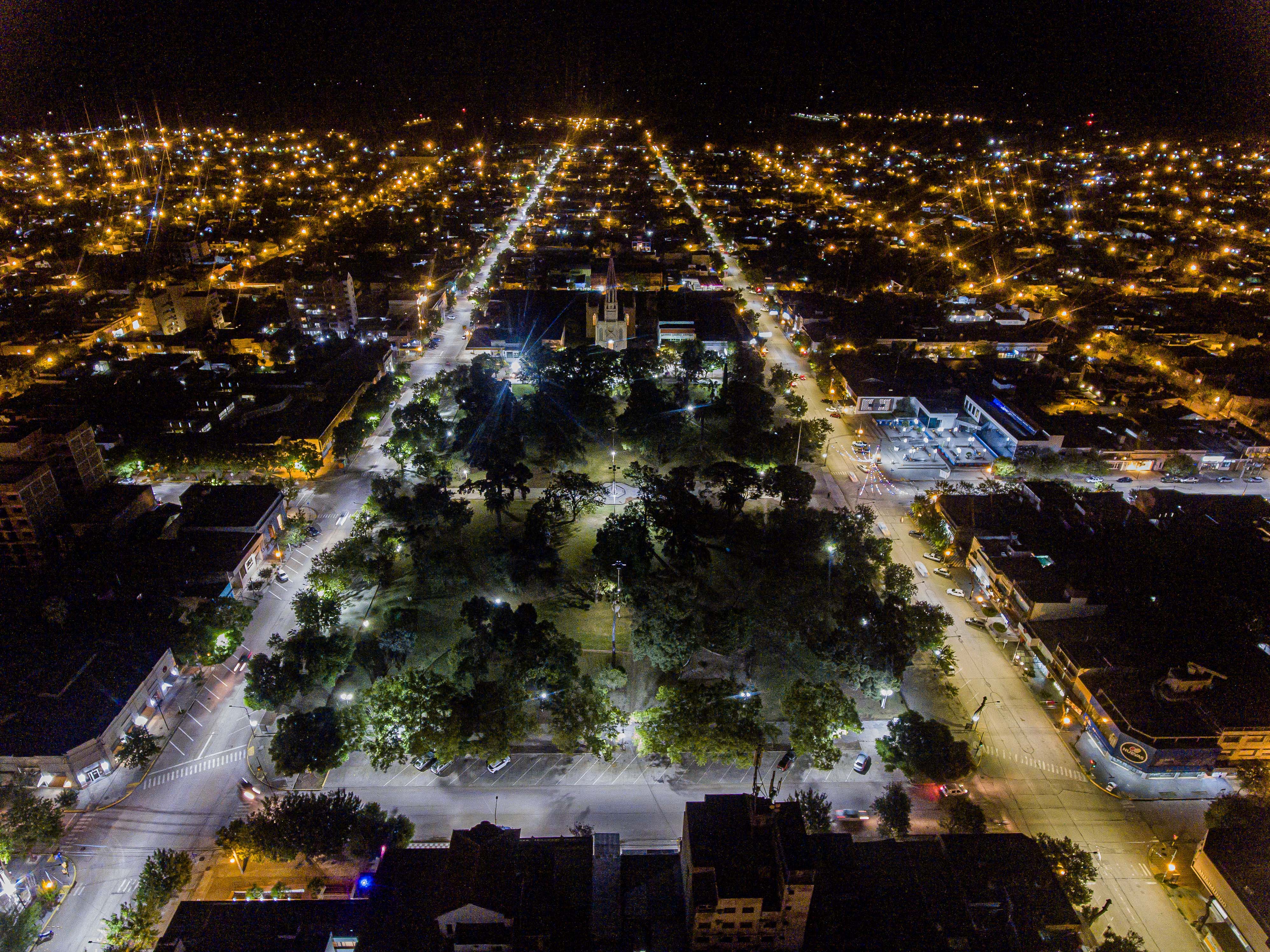 El Acceso García Tuñón ya cuenta con luminaria LED