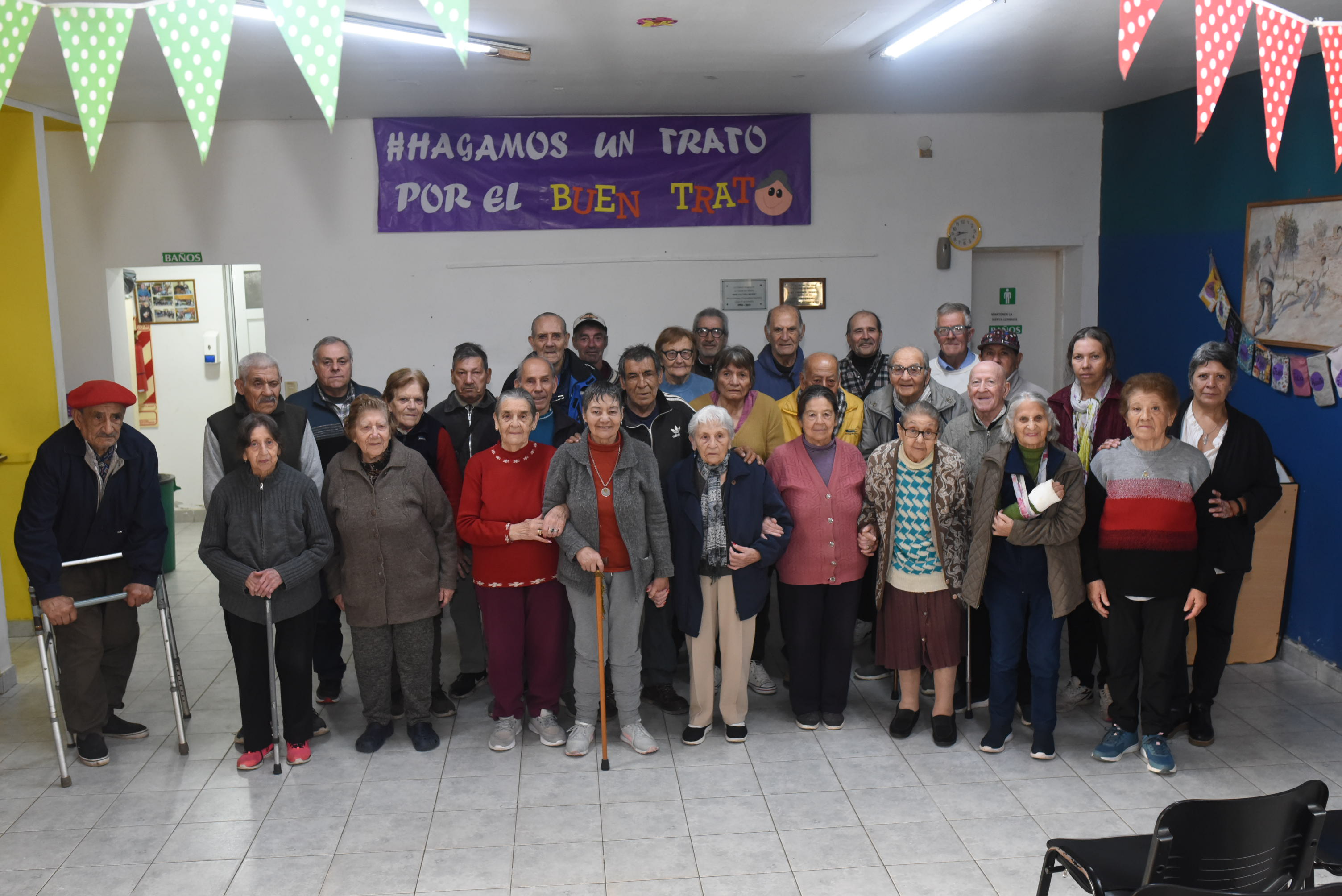 El Hogar de Día compartió una jornada bajo el lema "Hagamos un trato por el buen trato"