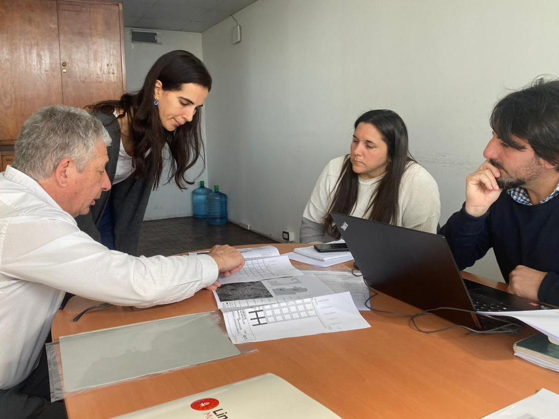 Con el foco puesto en obras para Roberts y para acelerar la finalización de 38 casas en Lincoln