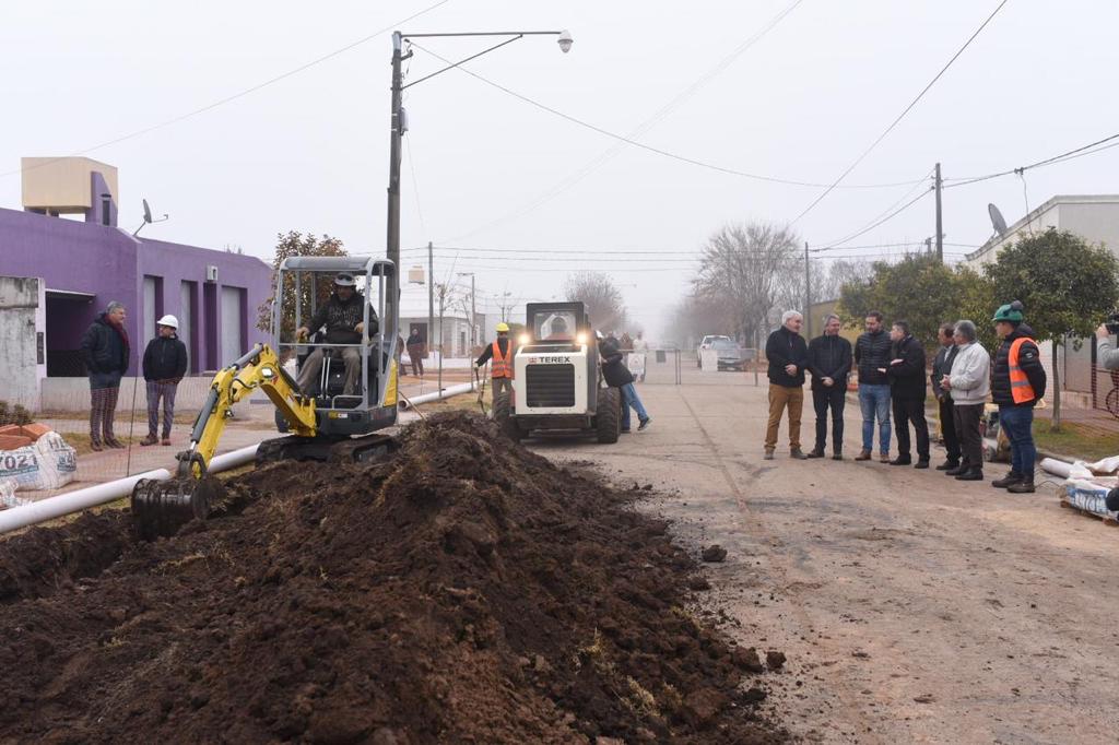 Serenal y Jelinski supervisaron el avance de las obras de cloacas