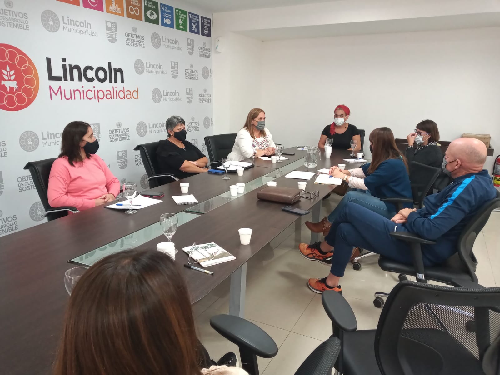 Mesa de trabajo para profundizar el trabajo entre las áreas