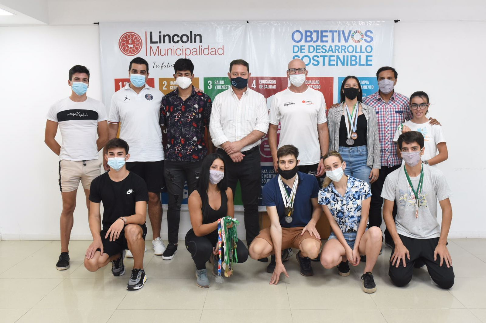Serenal recibió a atletas linqueños que se destacaron durante el 2021