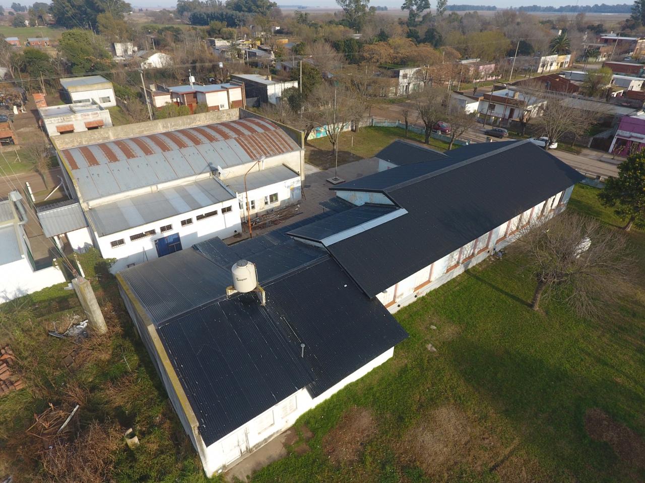 Se reemplazó el techo de la Escuela Primaria N° 12 y ya se prepara la obra de reforma de los baños