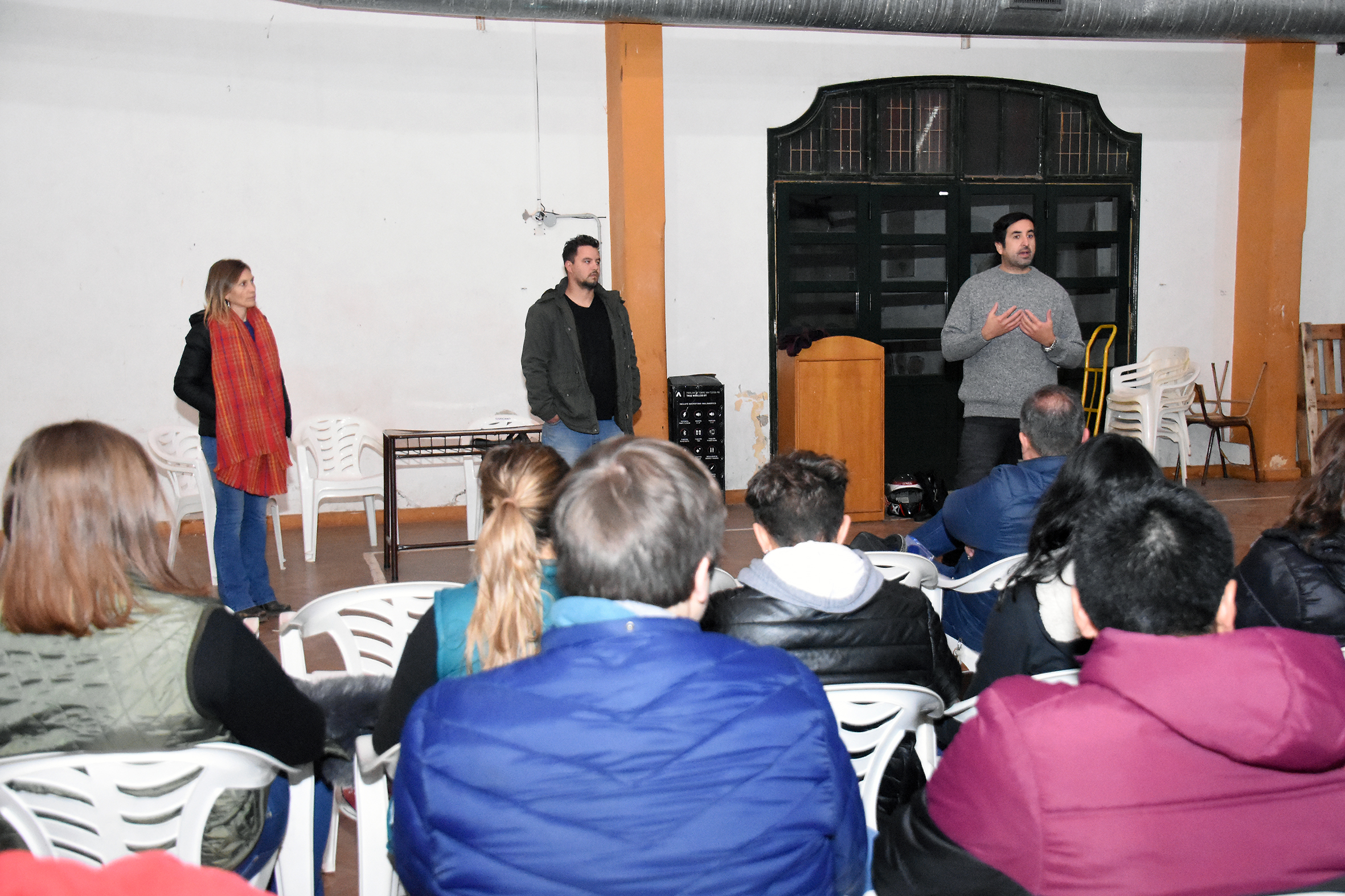 Referentes de la Oficina Empleo presentaron programas destinados a jóvenes
