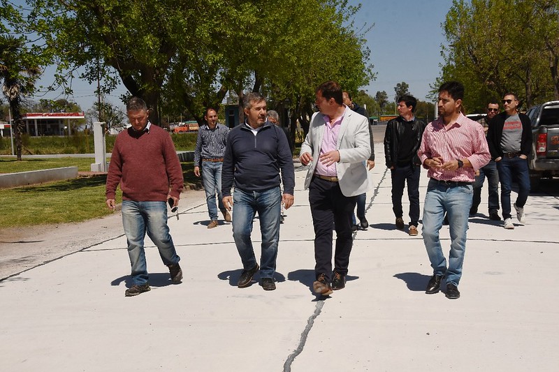 Se repavimentó la calle de ingreso al Parque Industrial
