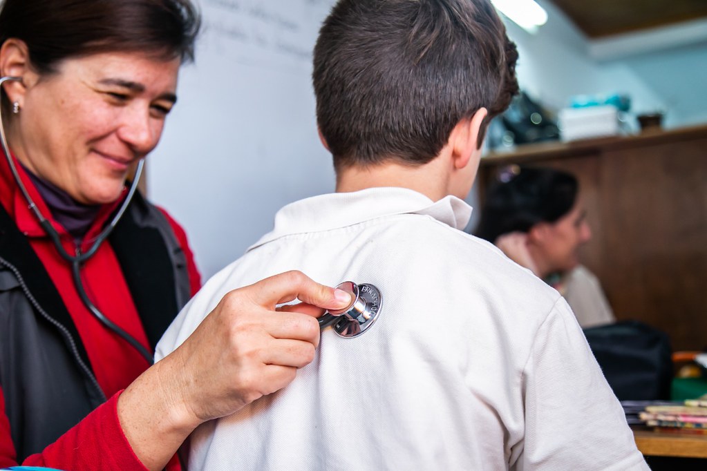Comenzó a implementarse el Programa Nacional de Salud Escolar en las escuelas de Lincoln