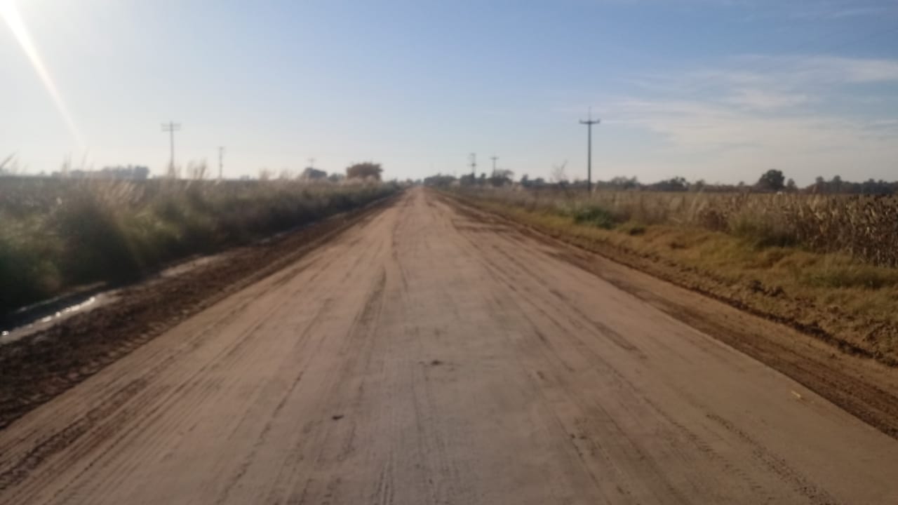 Se oficializó la obra para estabilizar 17 km. de la Ruta 70 que une Martínez de Hoz y Las Toscas
