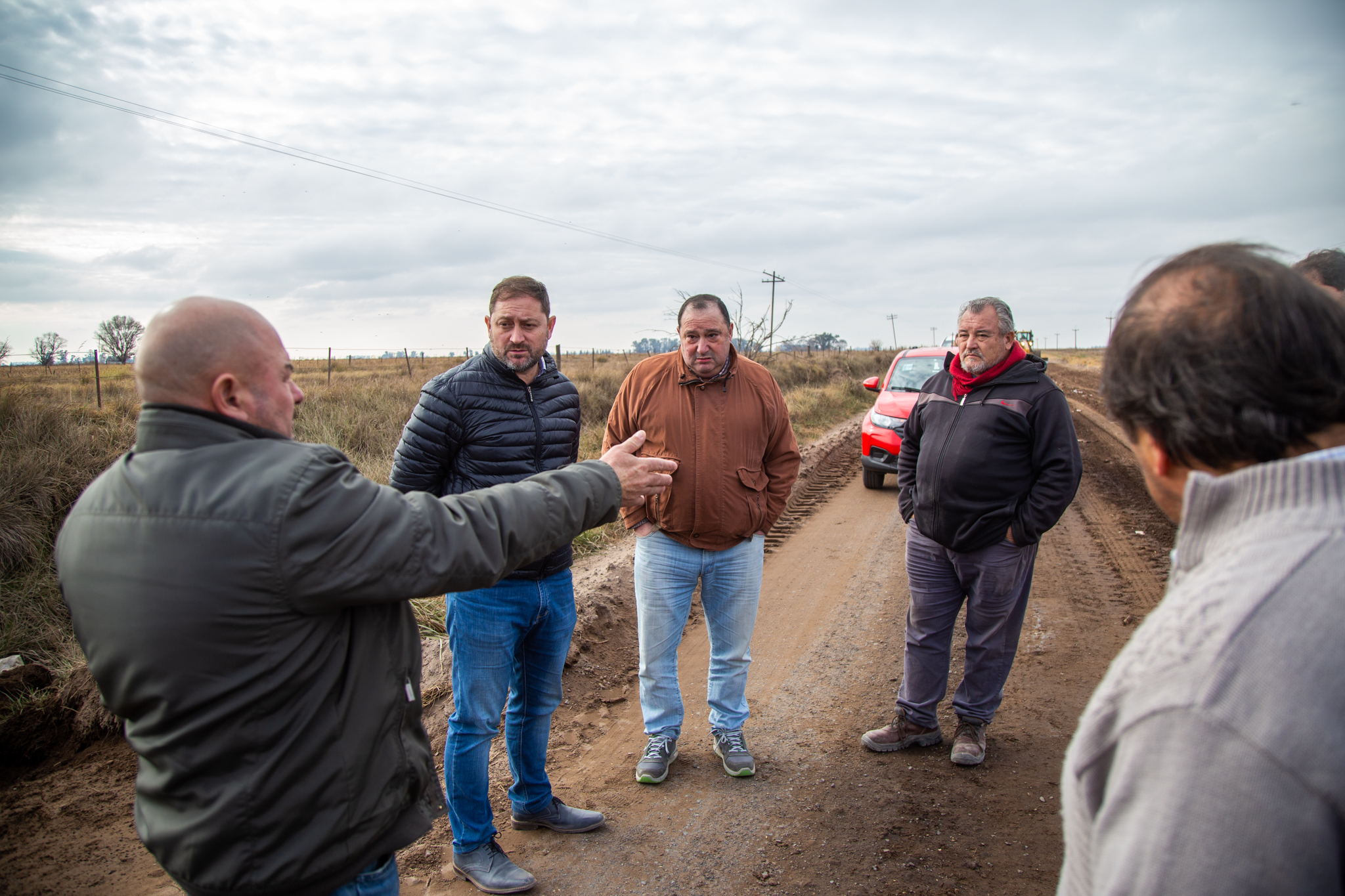 Serenal solicitó a Provincia que “se garantice la consolidación del camino Martínez de Hoz - Las Toscas”