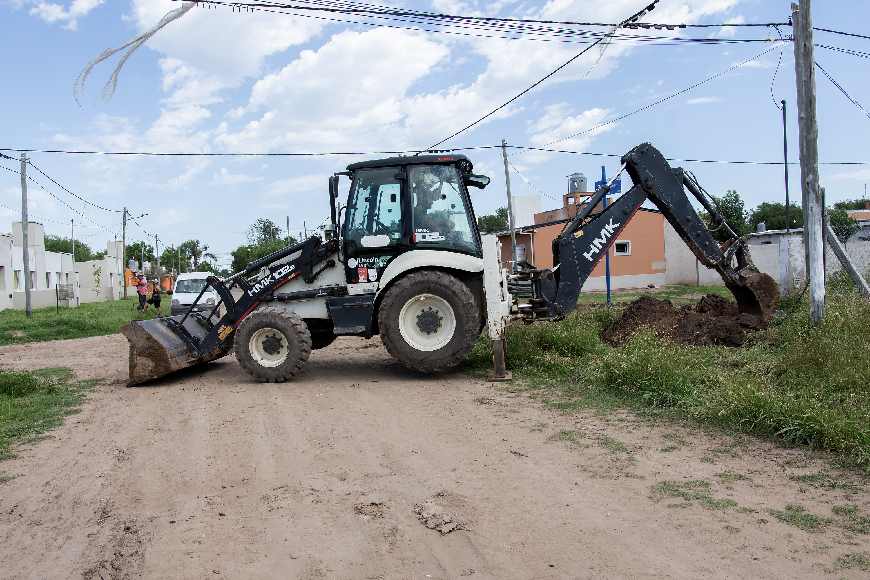 Se trabaja en la ampliación de la red de cloacas en el barrio “Eduardo Mango”