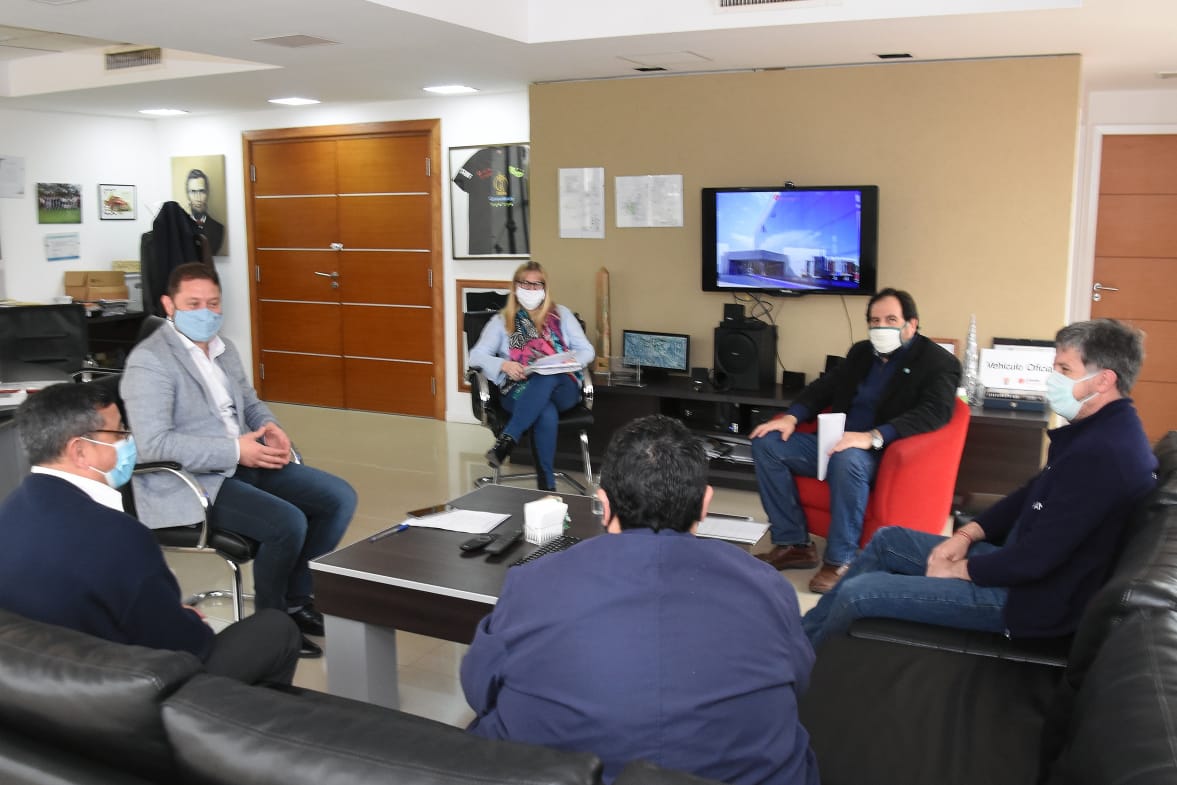 Serenal se reunió con las autoridades locales de ANSES, IOMA y PAMI para coordinar la atención en las localidades