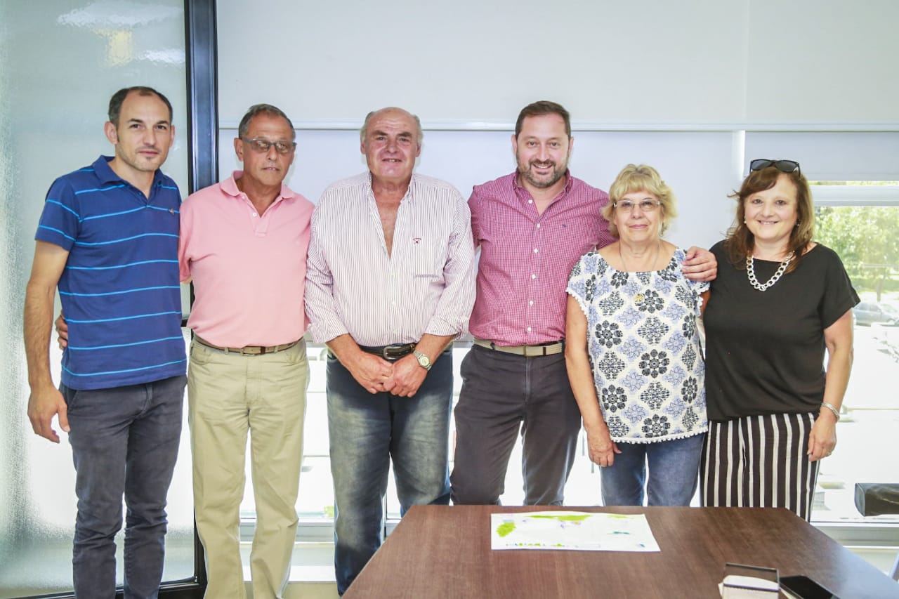 Otros 6 empleados municipales distinguidos por acceder al retiro con más de 30 años de servicio
