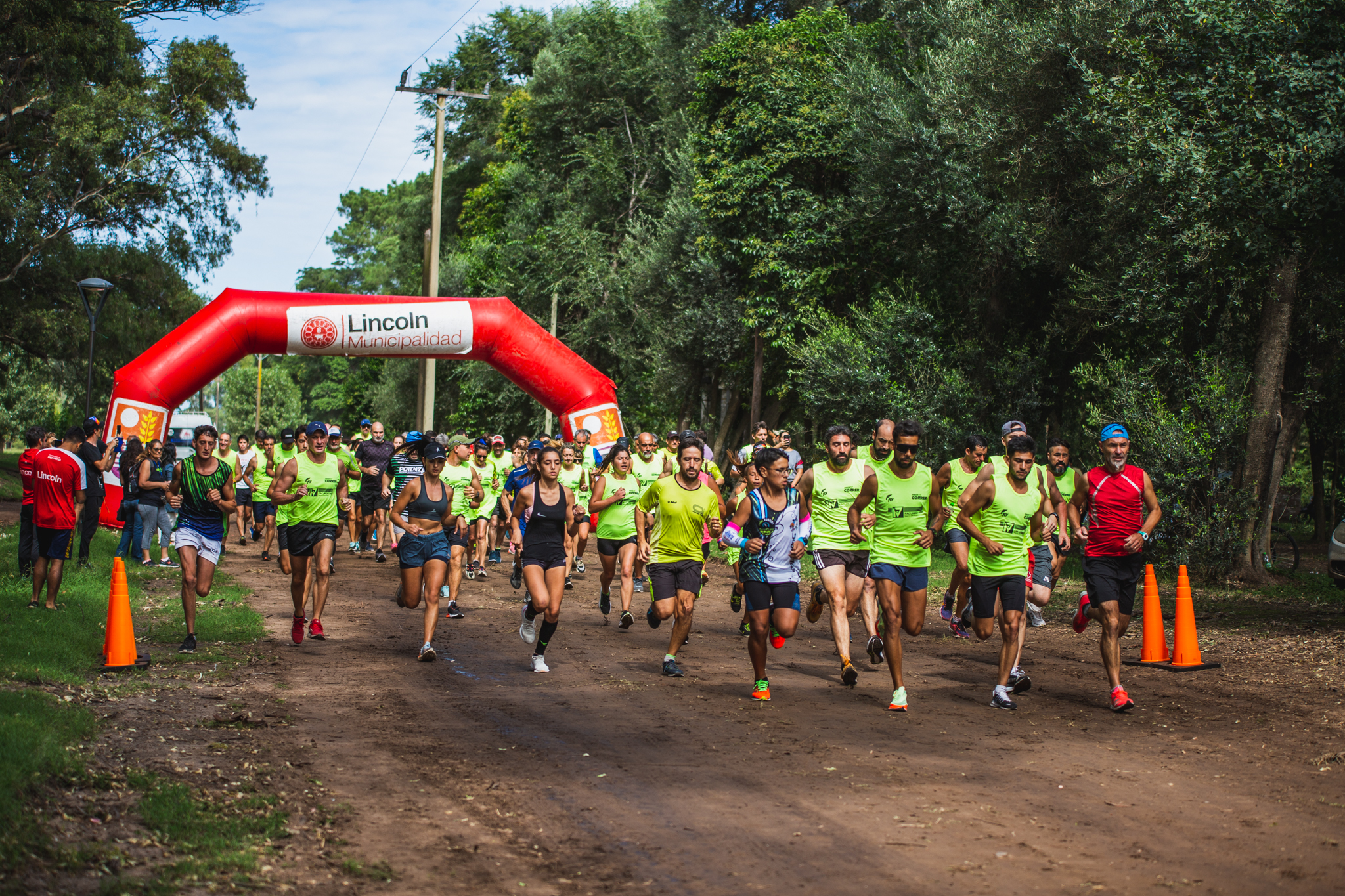 Un centenar de atletas participaron de Correr por Correr en El Parque