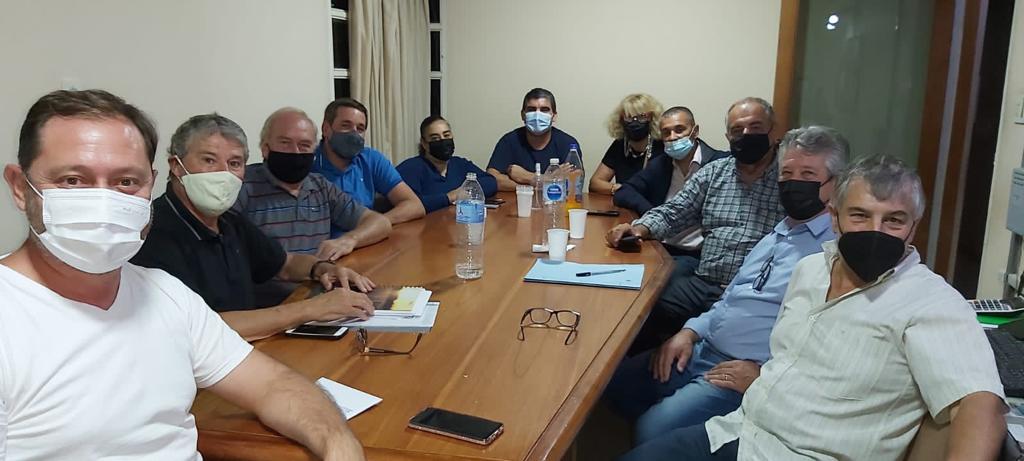 Las Toscas: Serenal se reunió con la cooperativa eléctrica y se proyectan mejoras en la localidad
