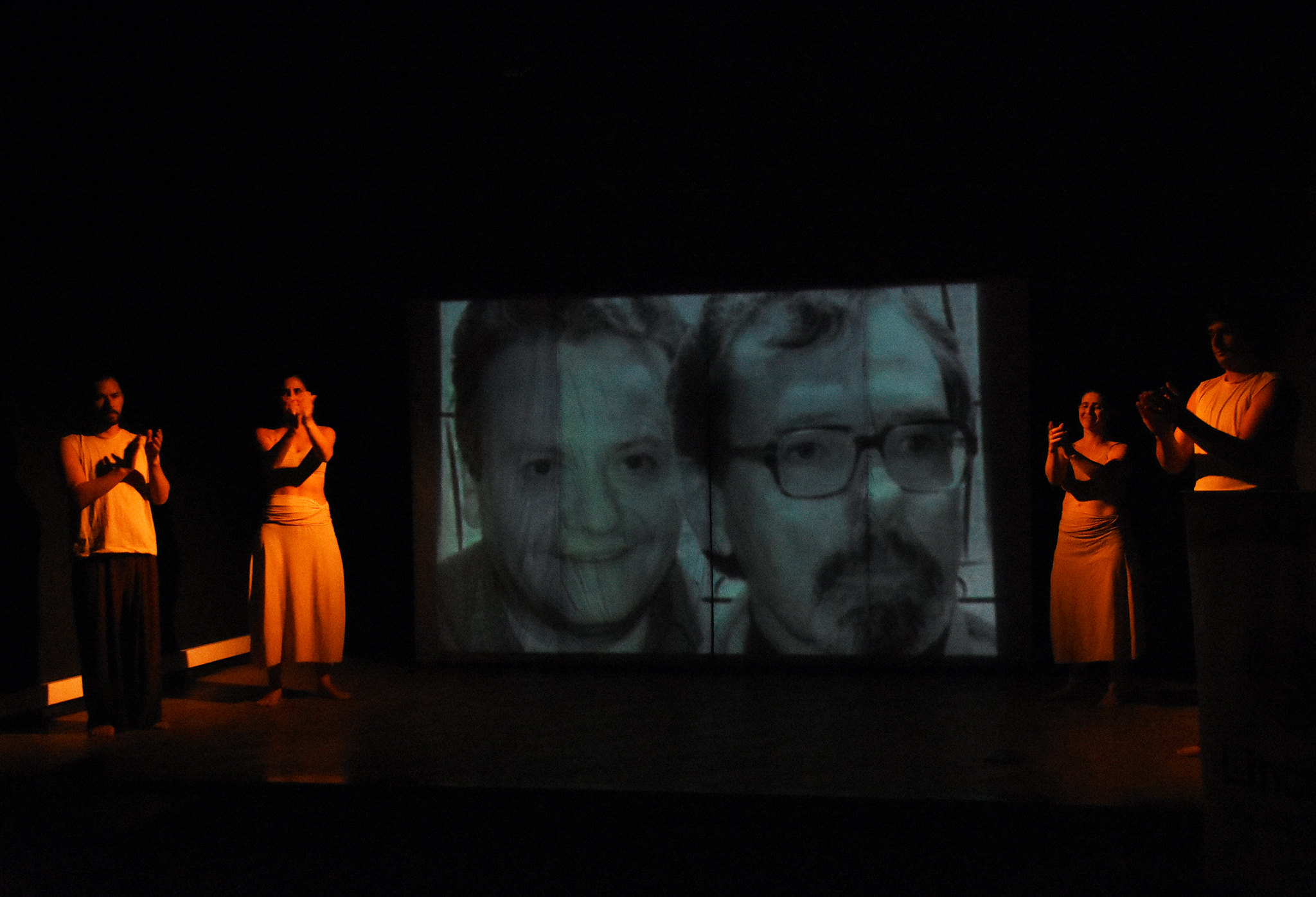 Emotiva apertura del Festival Internacional de Teatro