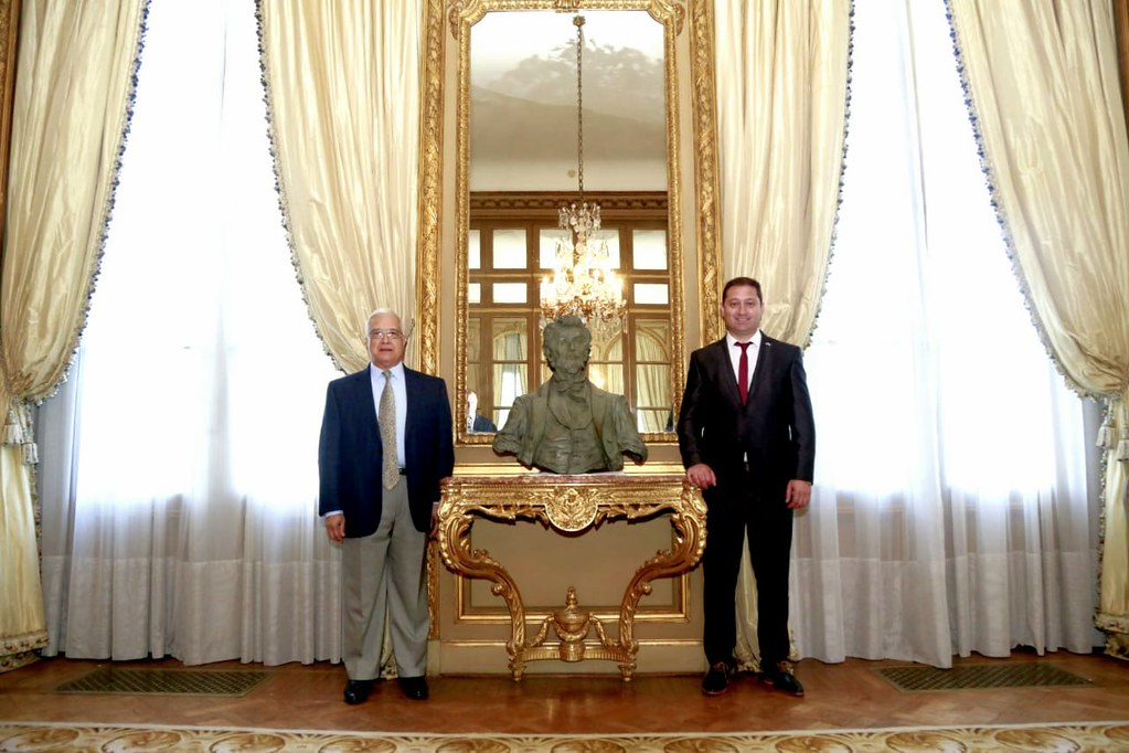 El busto de Abraham Lincoln volverá a estar presente en el Patio Cívico