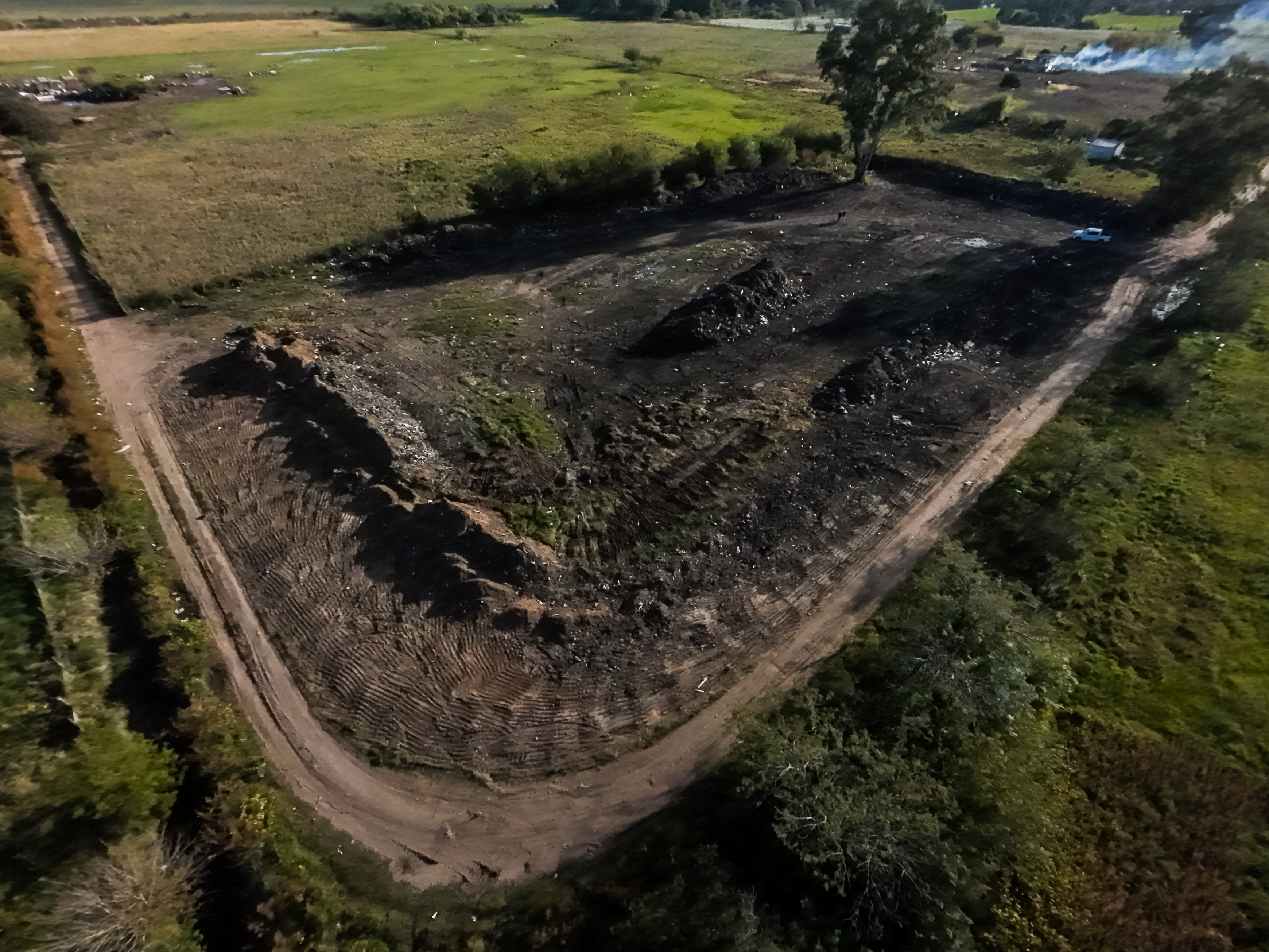 Se avanza con el ordenamiento del basural y la obra de pavimento