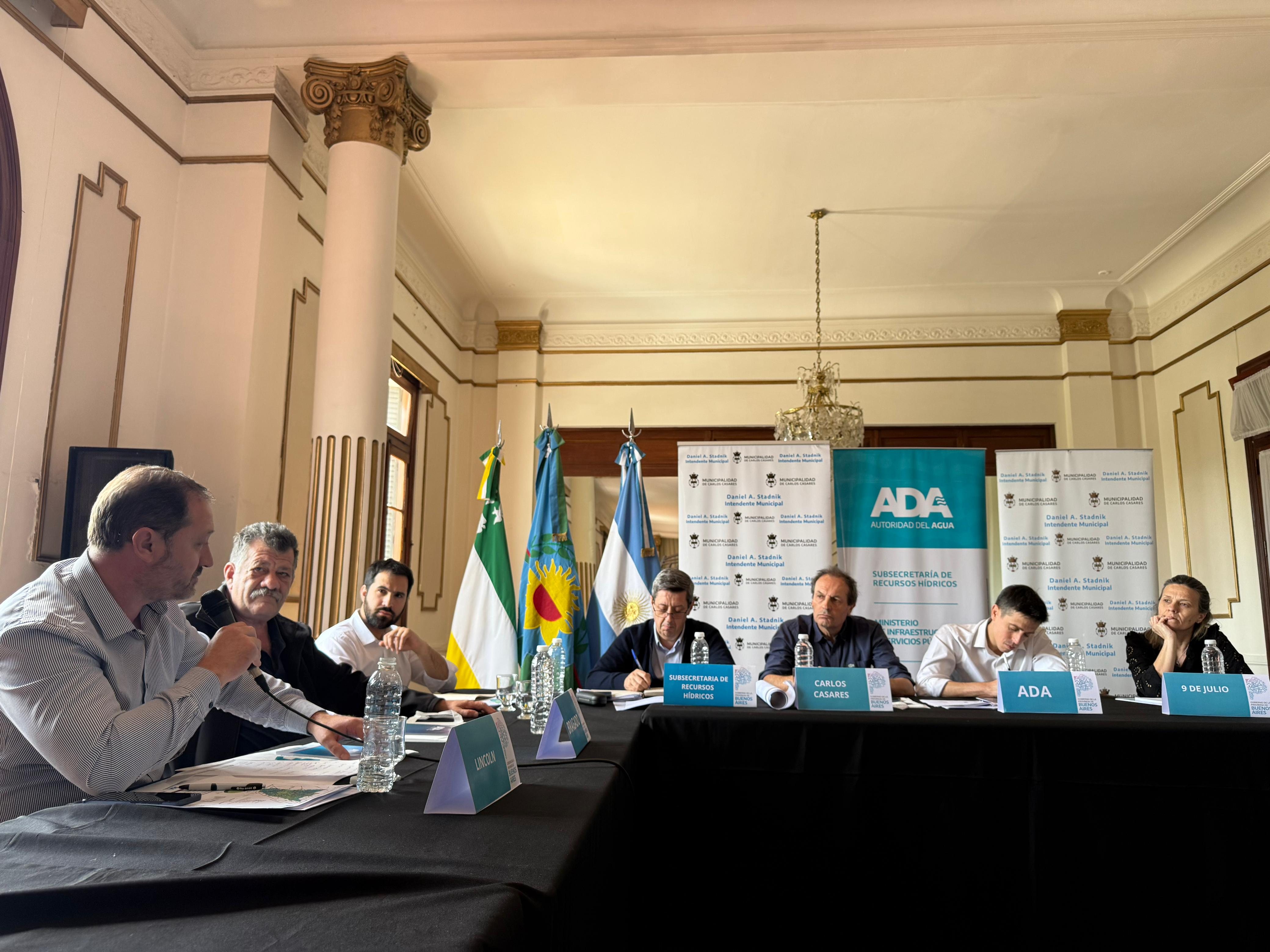 Lincoln y municipios de la región evaluaron la situación hídrica de la Cuenca del Salado