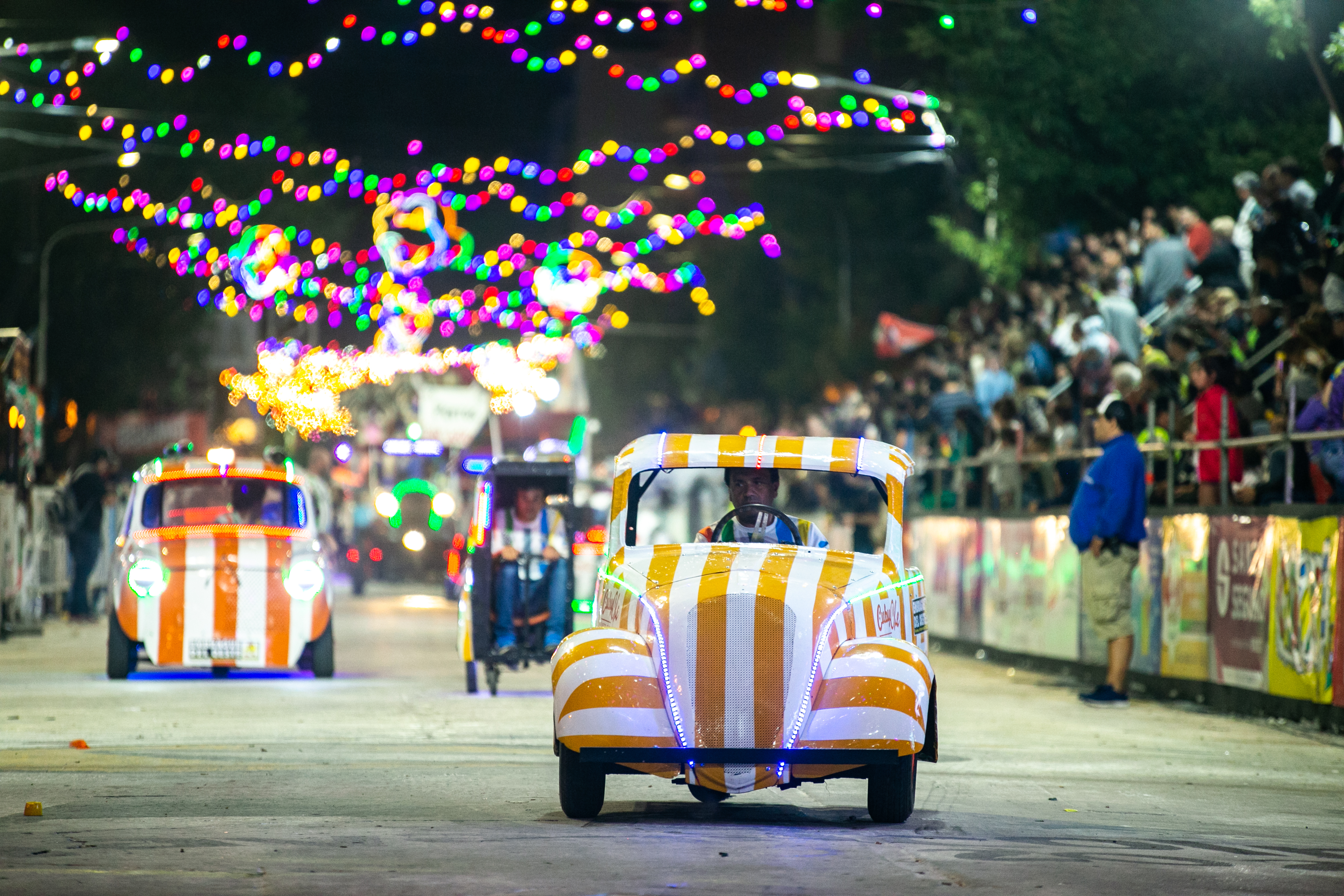 La presentación del "Carnaval 2026" se vive en El Parque