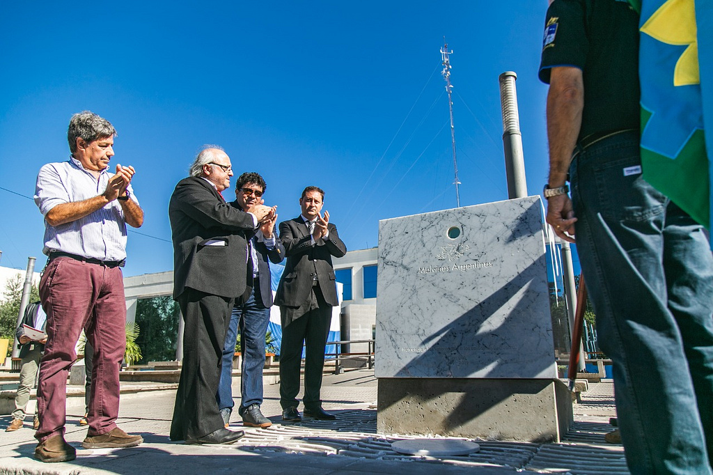 Lincoln tiene su monumento que recuerda a los héroes de Malvinas