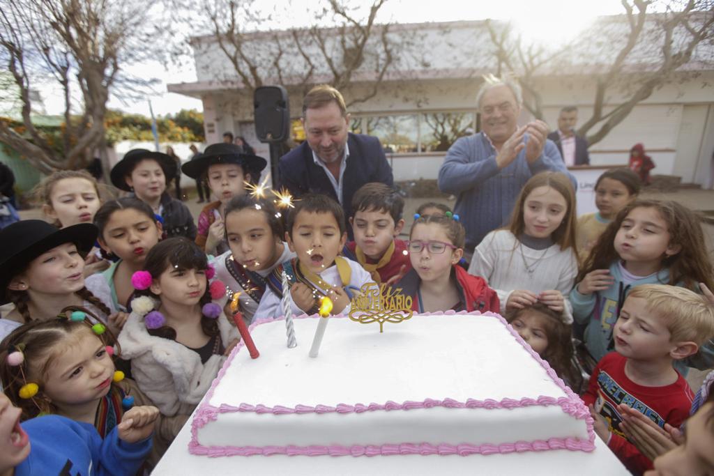 El Triunfo celebró el 114° aniversario de su fundación