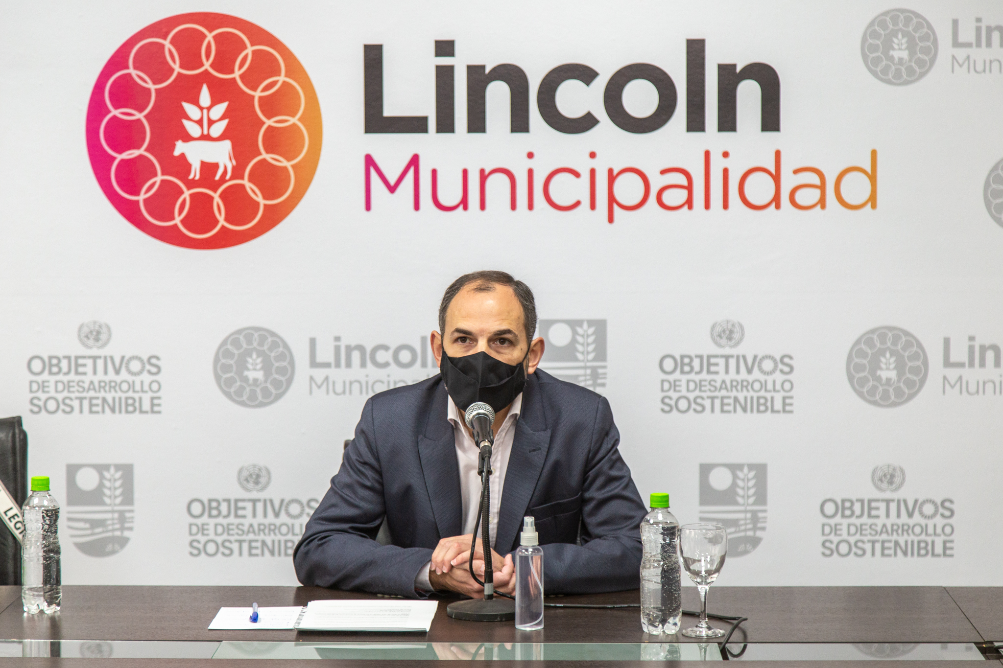 “Buscan el voto sin argumentos ideológicos, usando el dolor y la angustia de otras personas”