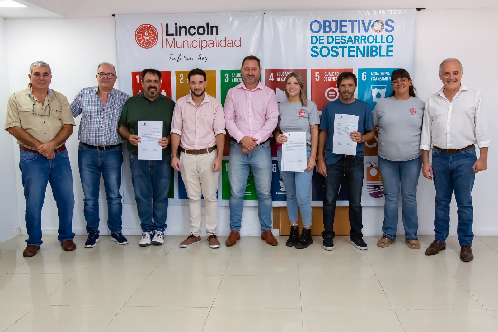 Se concretó el pase a planta permanente de 12 empleados de distintas áreas del municipio