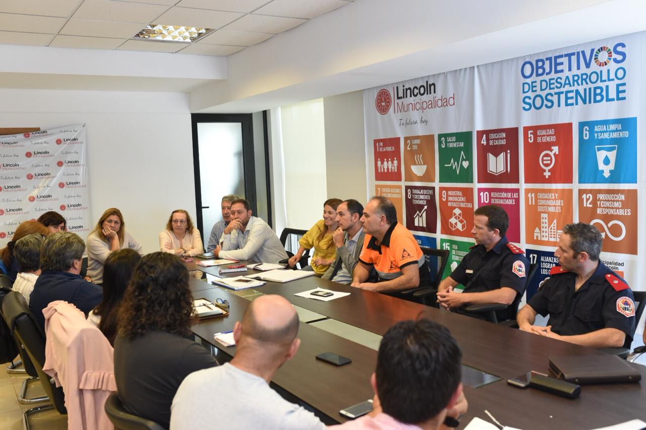 El Ejecutivo se reunió con el Comité de Crisis Municipal por Cuestiones Ambientales