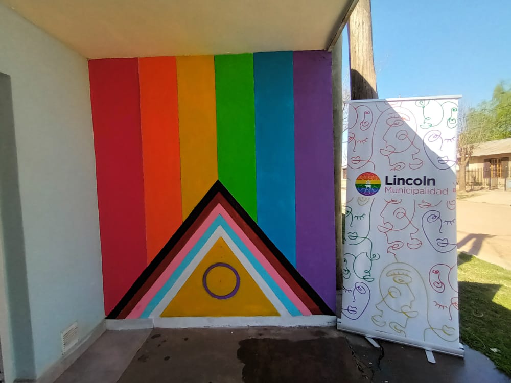 Realizaron un mural en la Oficina de la Coordinación de Diversidad