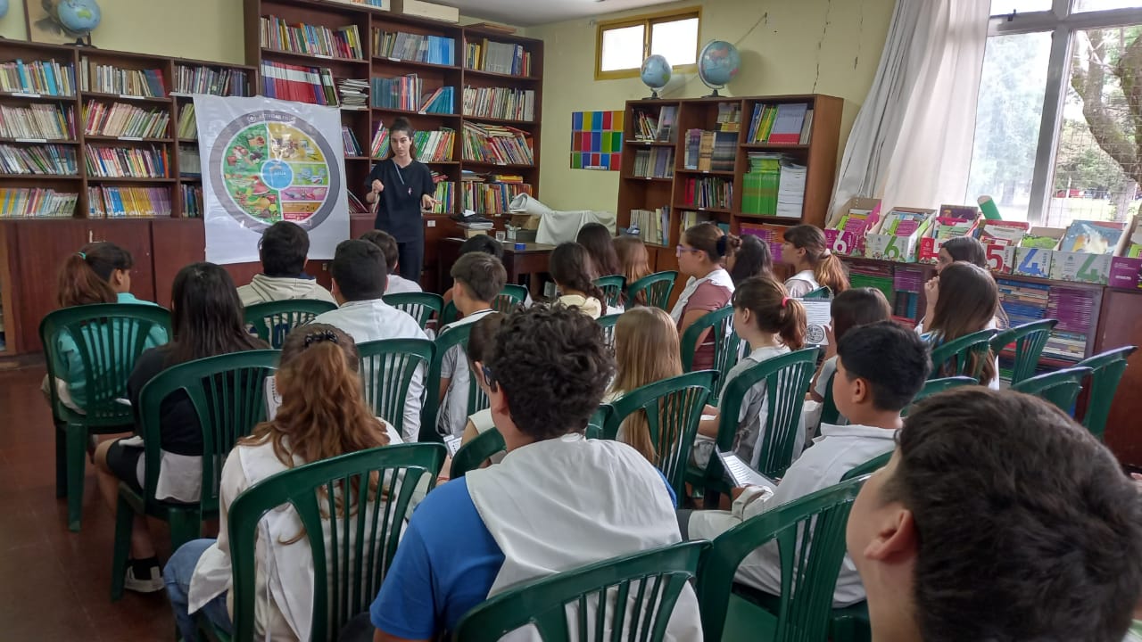 El programa “Salud Escolar” continúa su recorrido por las escuelas del Distrito