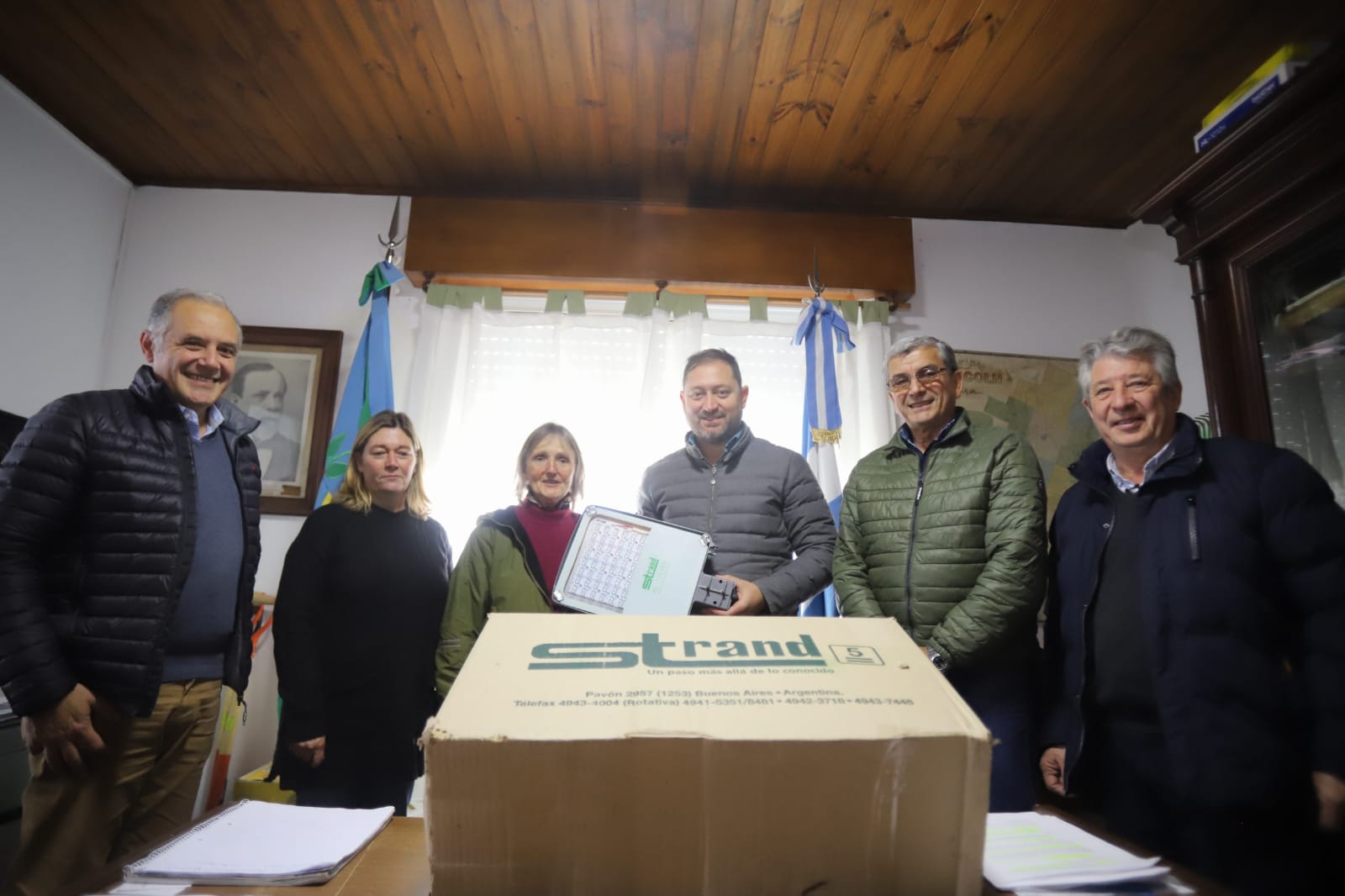 Serenal se reunió con referentes de la Cooperativa Eléctrica y recorrió la obra de pavimento