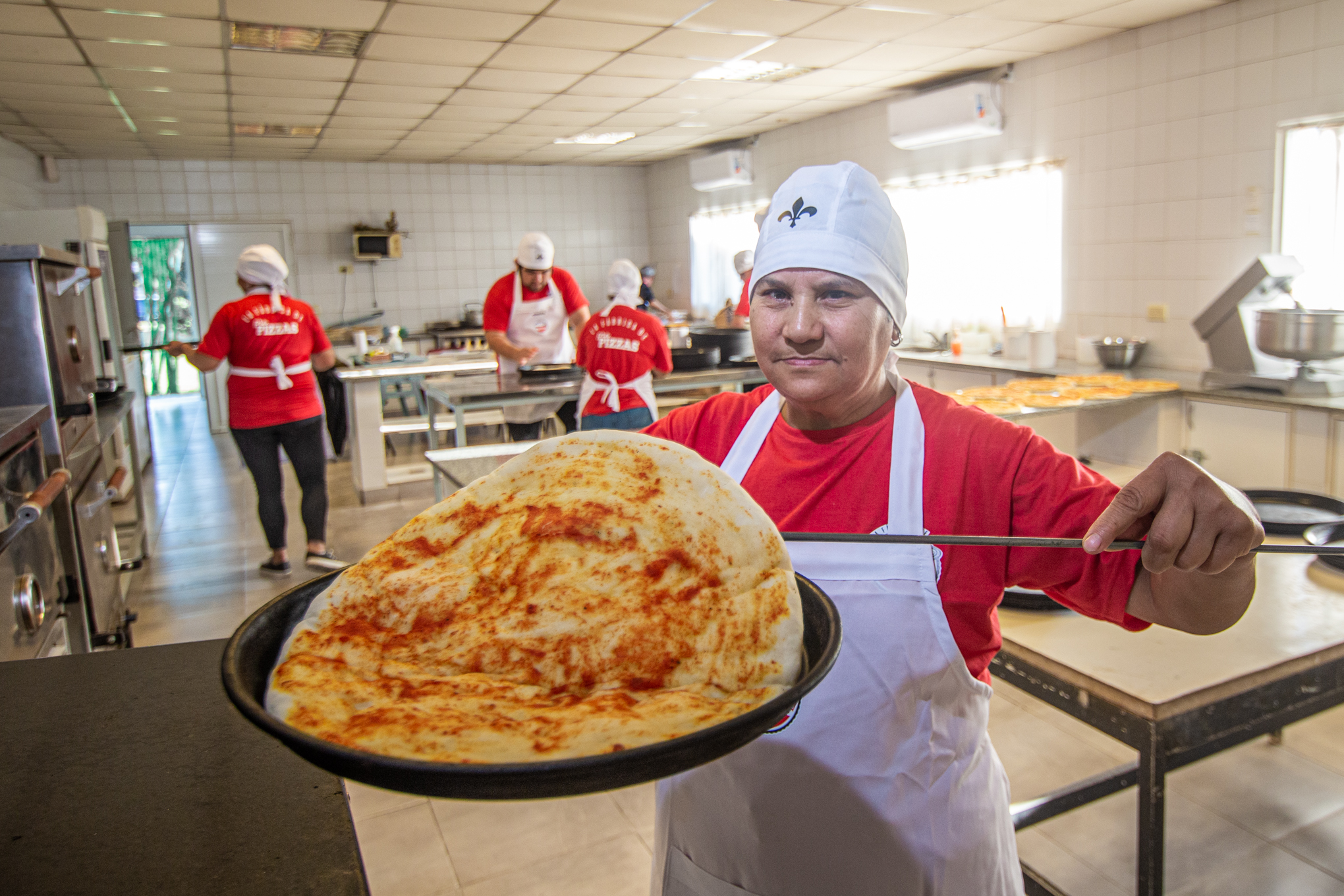 “La fábrica de prepizzas” celebra su quinto aniversario en plaza Rivadavia