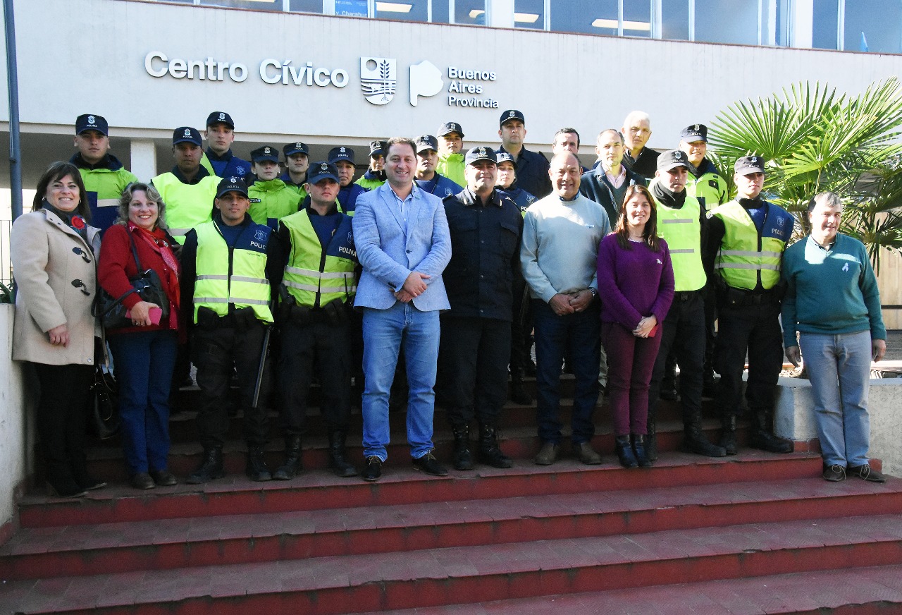 Se presentó el funcionamiento del centro de monitoreo a nuevos oficiales de la policía