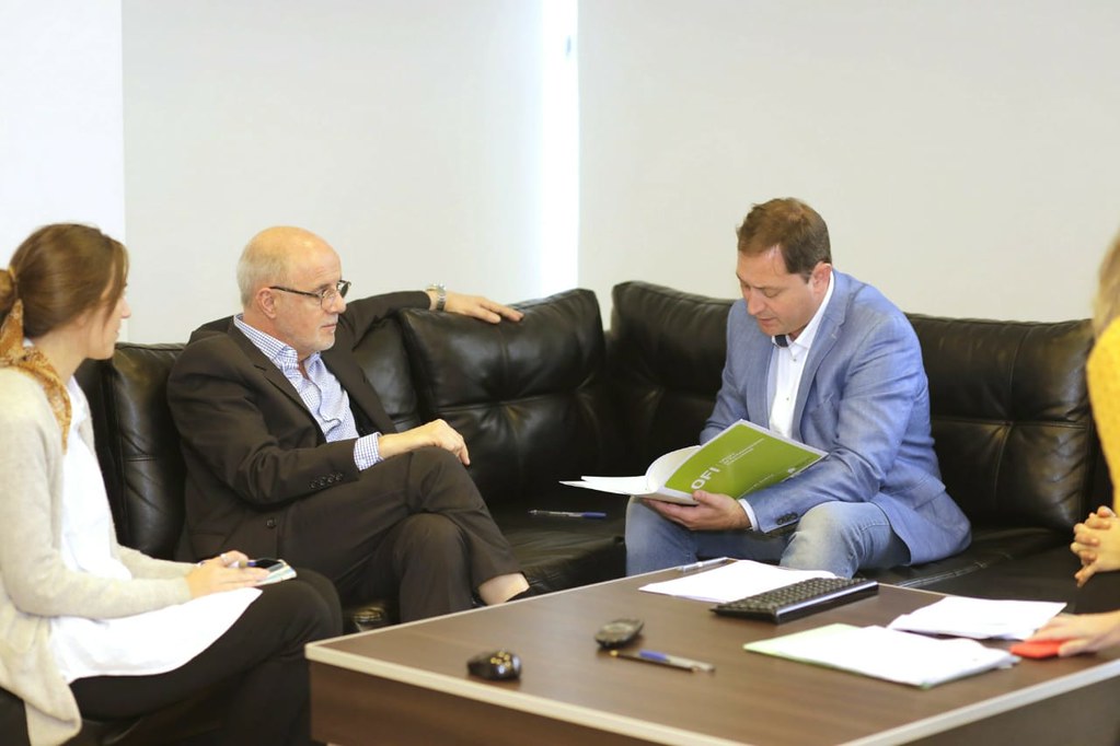 El Gabinete municipal se reunió con funcionarios de la Oficina de Fortalecimiento Institucional
