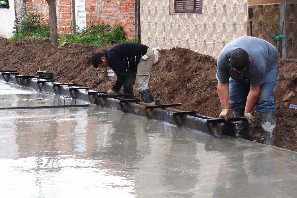 Ya son 14 las cuadras pavimentadas en el barrio Sagrado Corazón