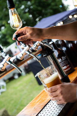 Finde largo con música, patio de comidas y el sabor de nuestras cervezas