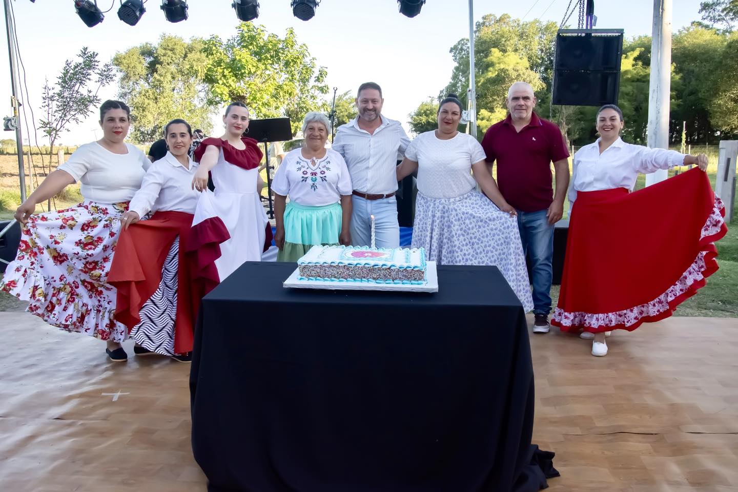 Triunvirato disfrutó de una agradable fiesta de aniversario