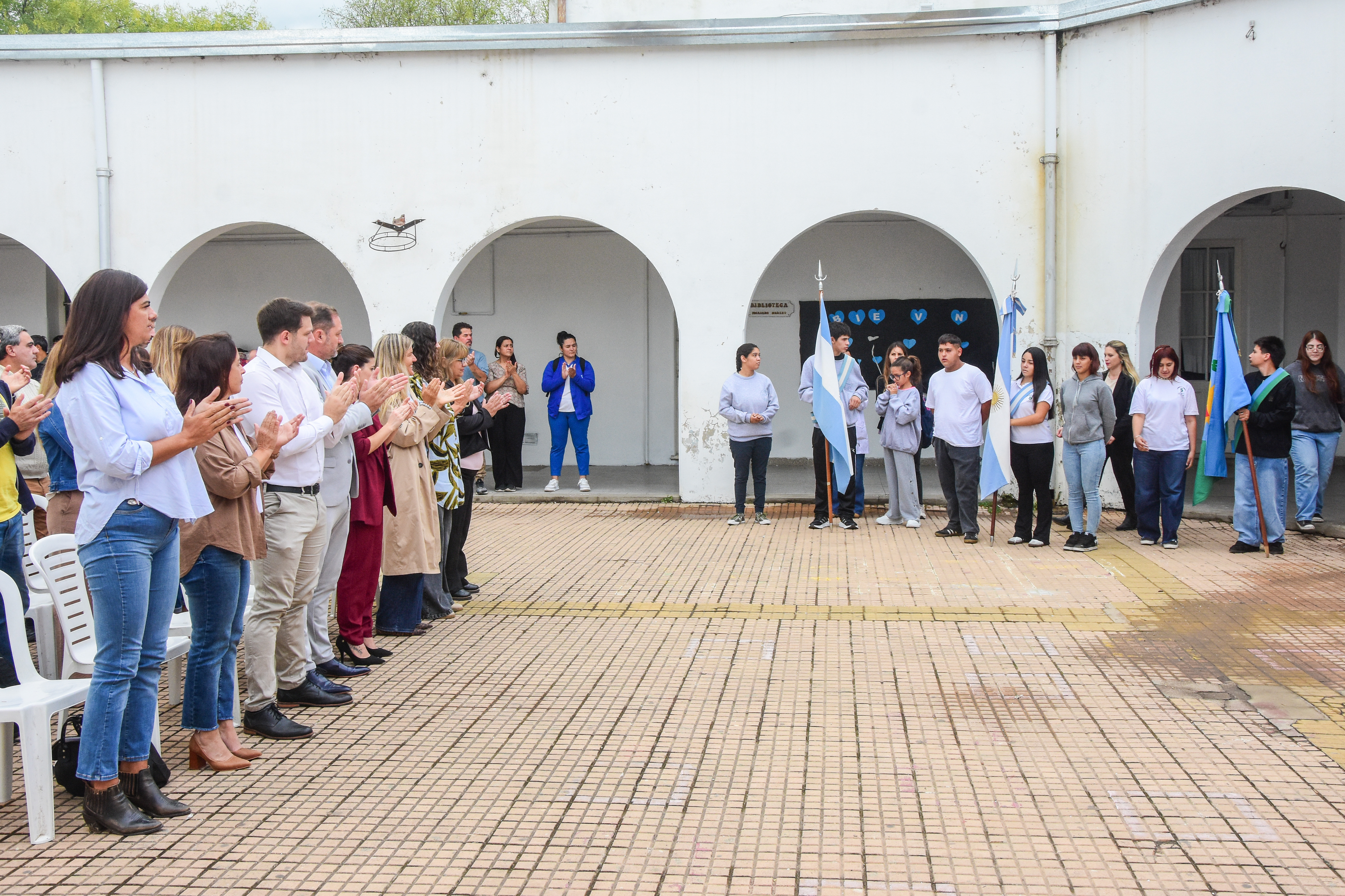 Serenal: “El mayor acto de rebeldía que se puede tener contra el sistema es educarnos”