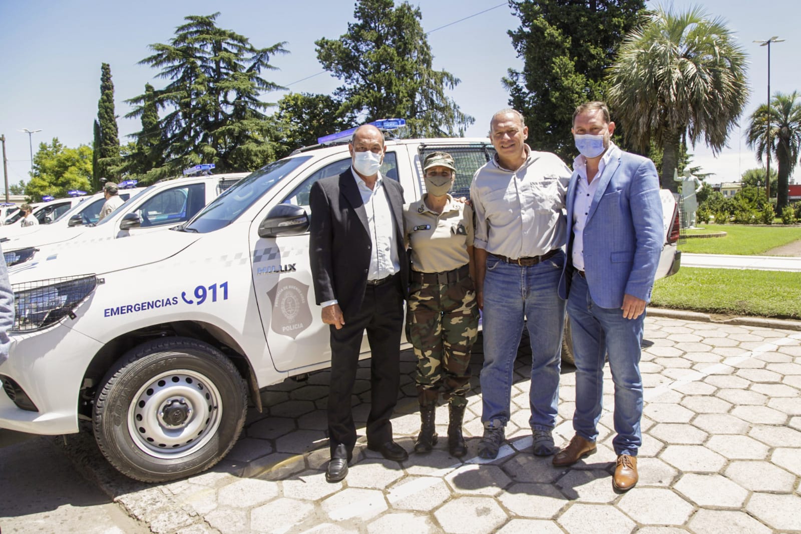Lincoln recibió dos móviles para el Comando de Prevención Rural