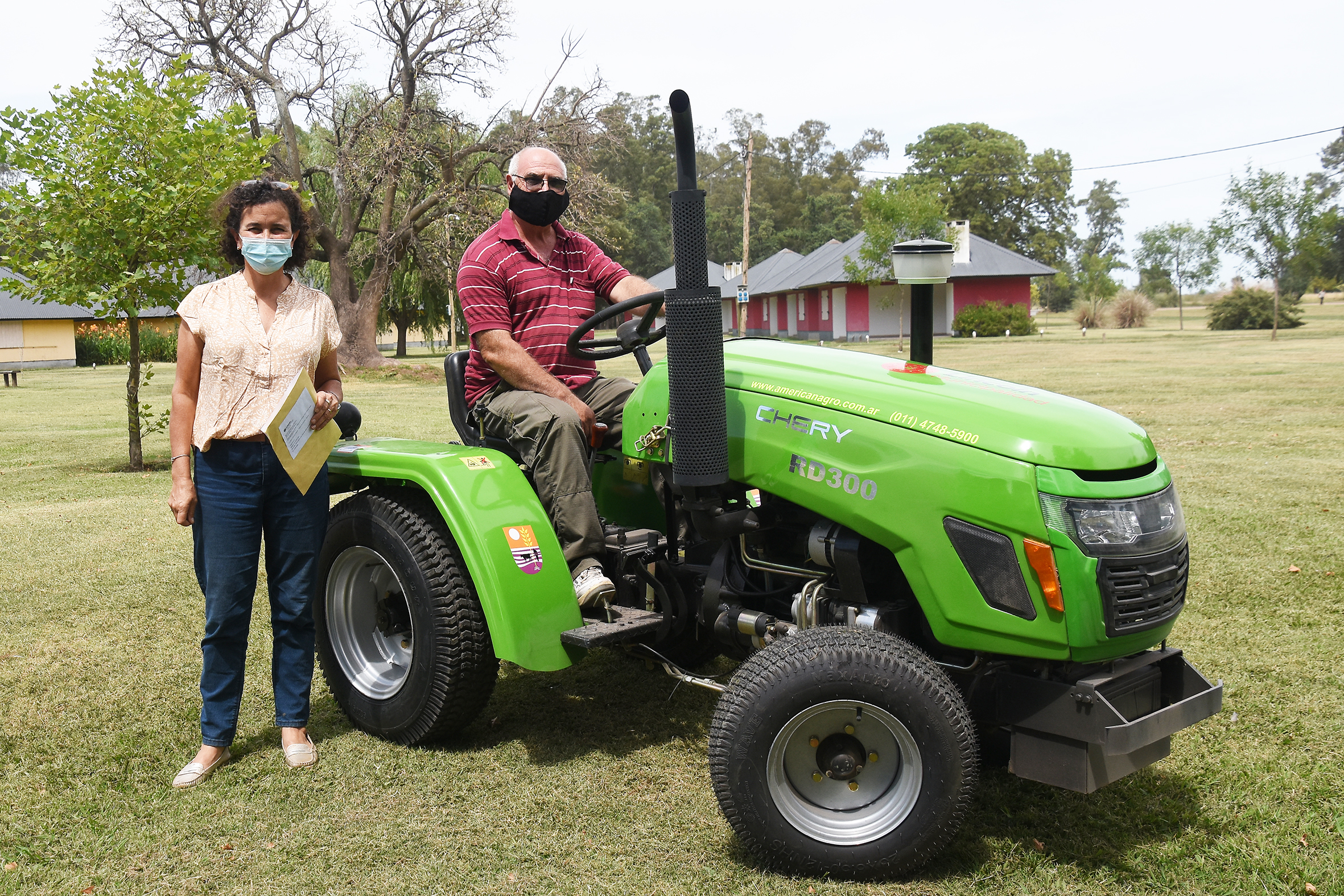 El Municipio incorporó un nuevo tractor a su parque automotor