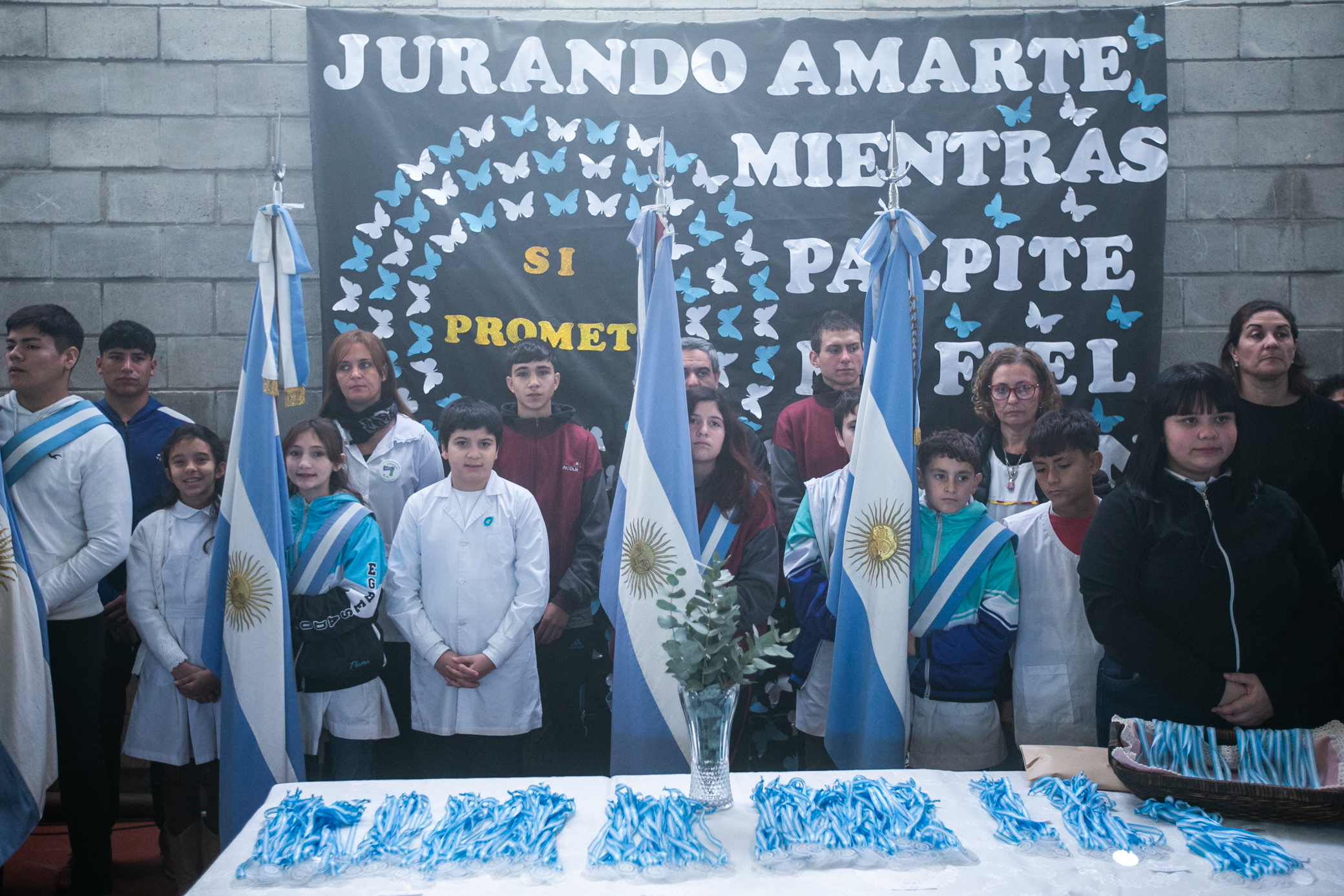 Alumnos de 4° grado de prometieron lealtad a la Bandera Nacional