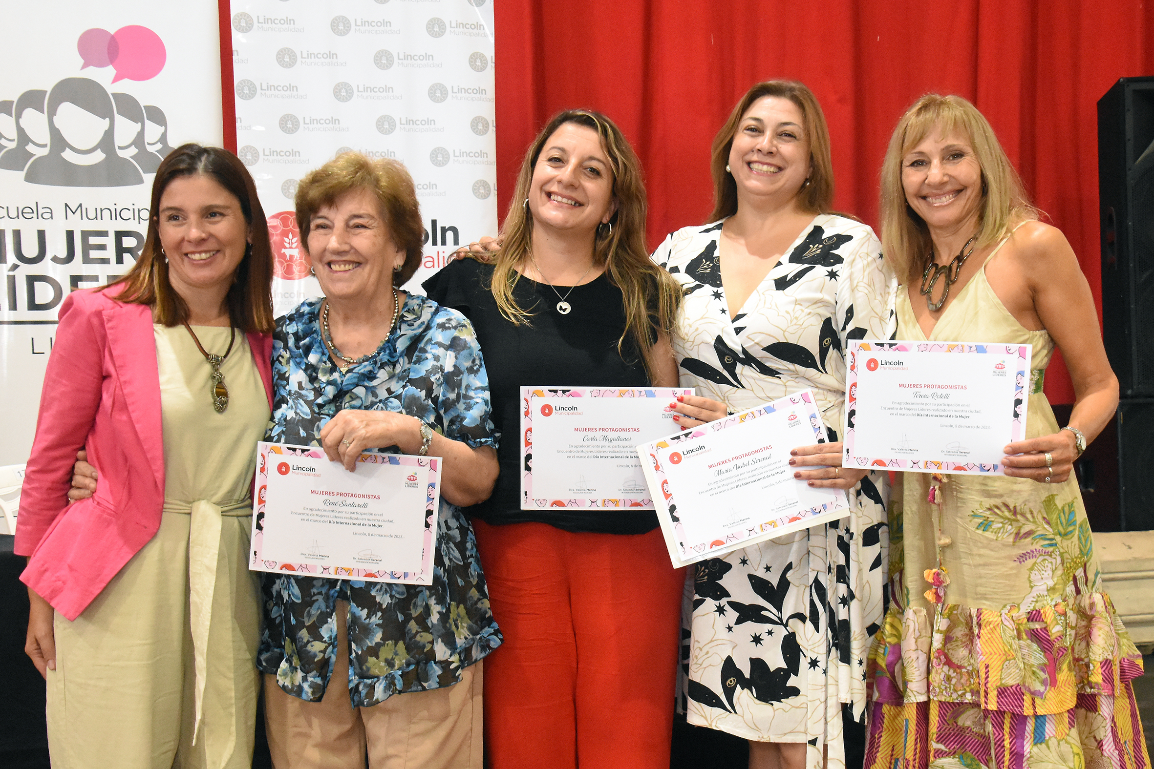 Jornada con "Mujeres protagonistas" para conmemorar el 8M