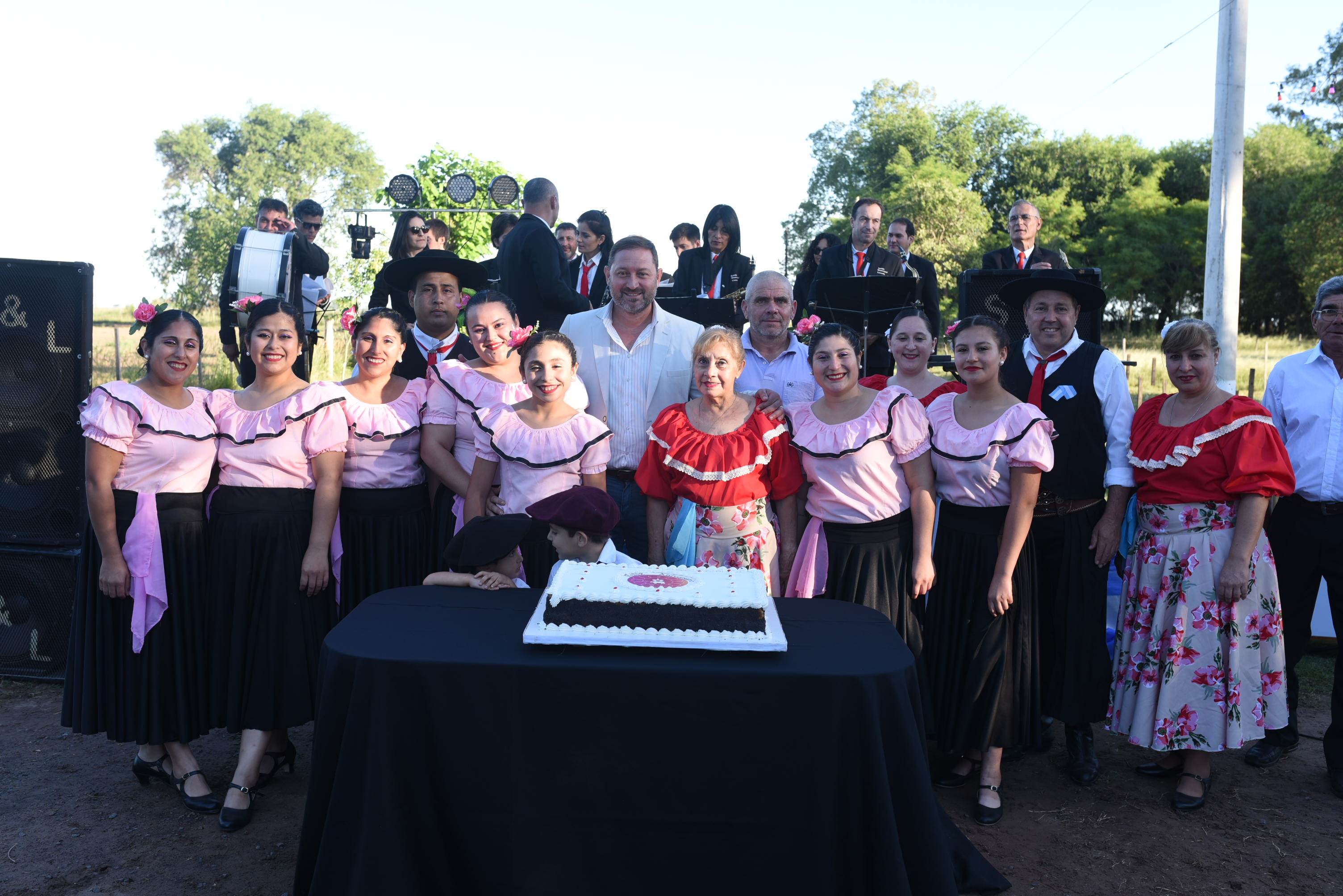 Triunvirato celebró el 114° aniversario de su fundación