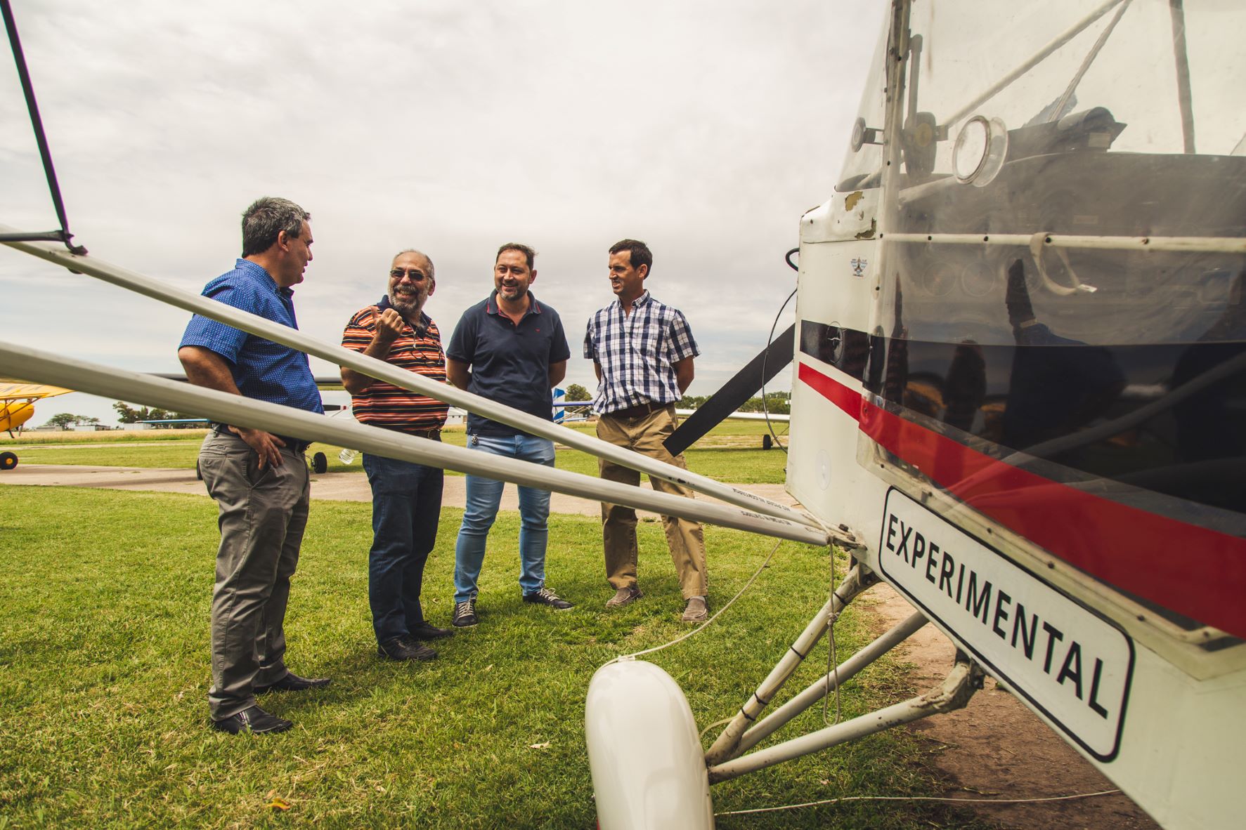 Alumnos de la Escuela Técnica N°1 construirán un avión experimental