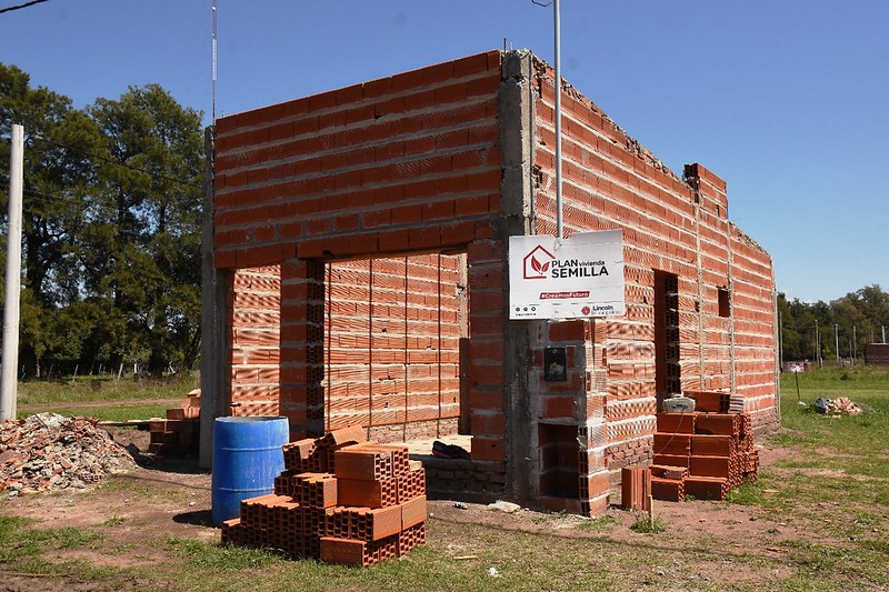 Casi el total de los beneficiaros ya se encuentran construyendo su hogar
