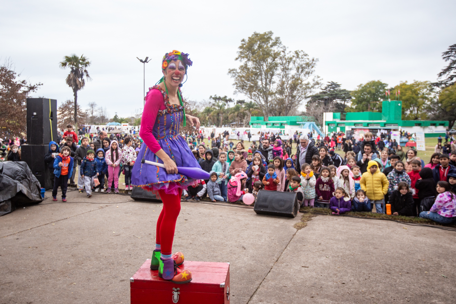 Cientos de niños vivieron un domingo mágico en El Parque