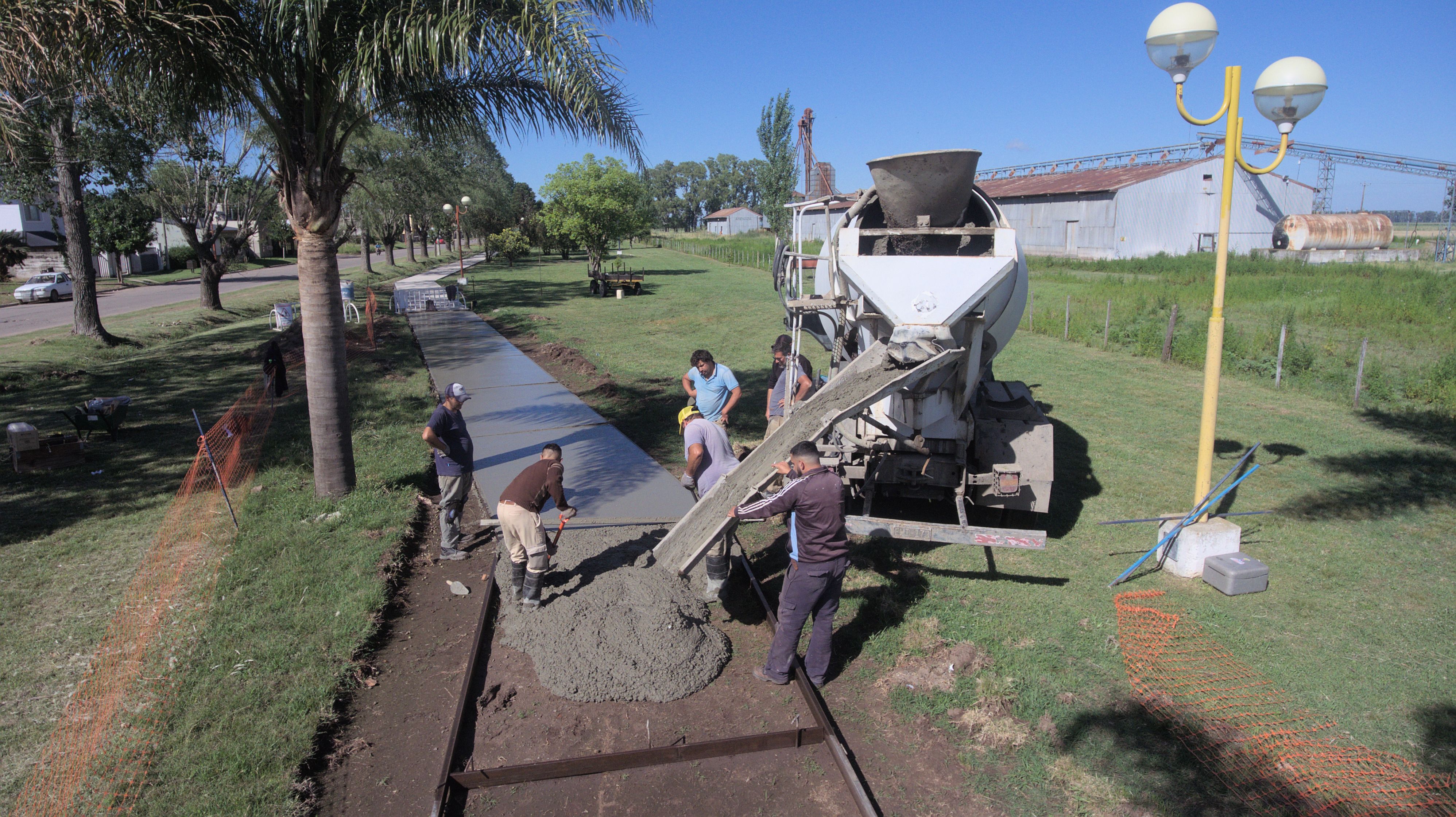 Avanza la construcción del paseo recreativo